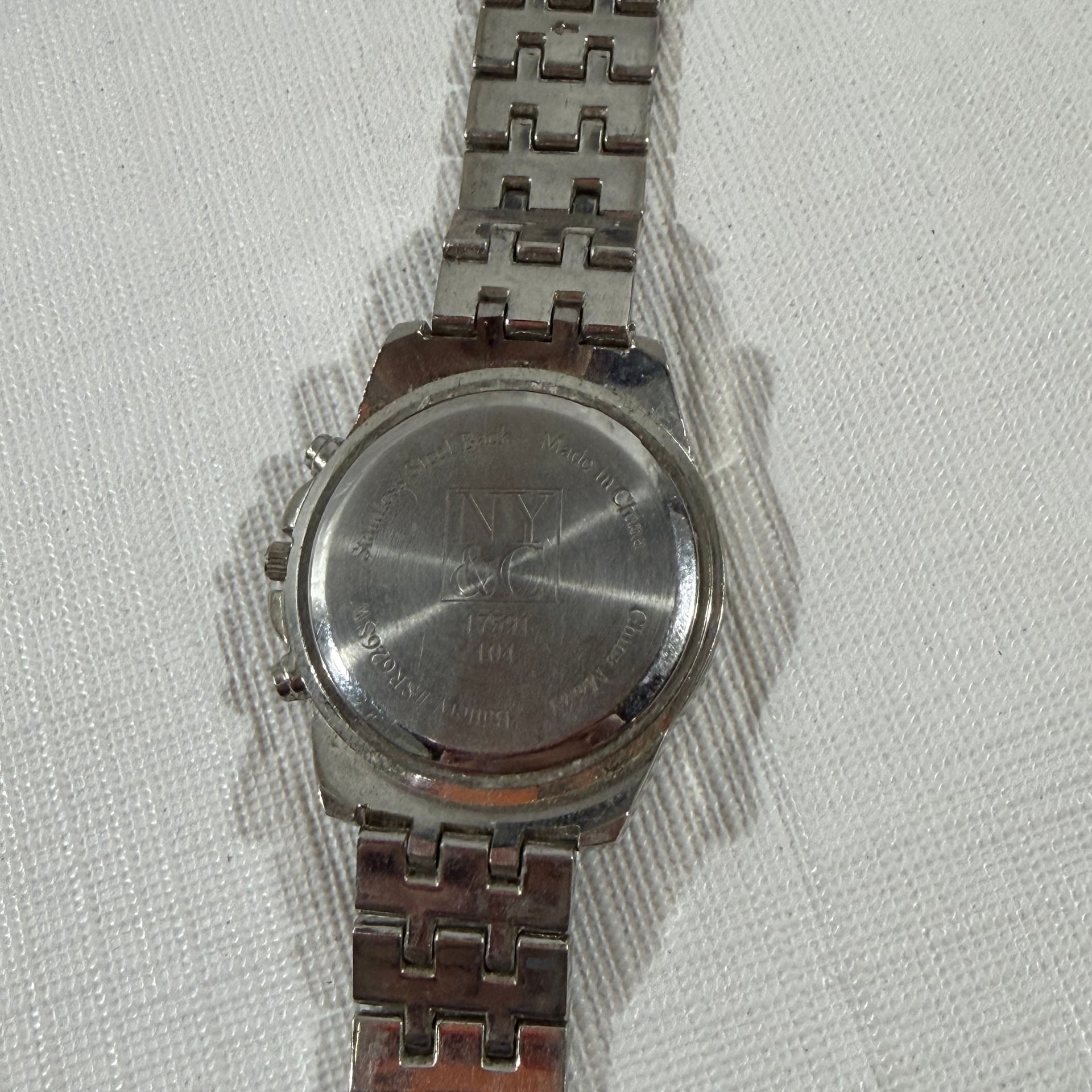 Lot of 4 Women's Vintage & Modern Watches - Avon, Kenneth Cole, Seiko 8