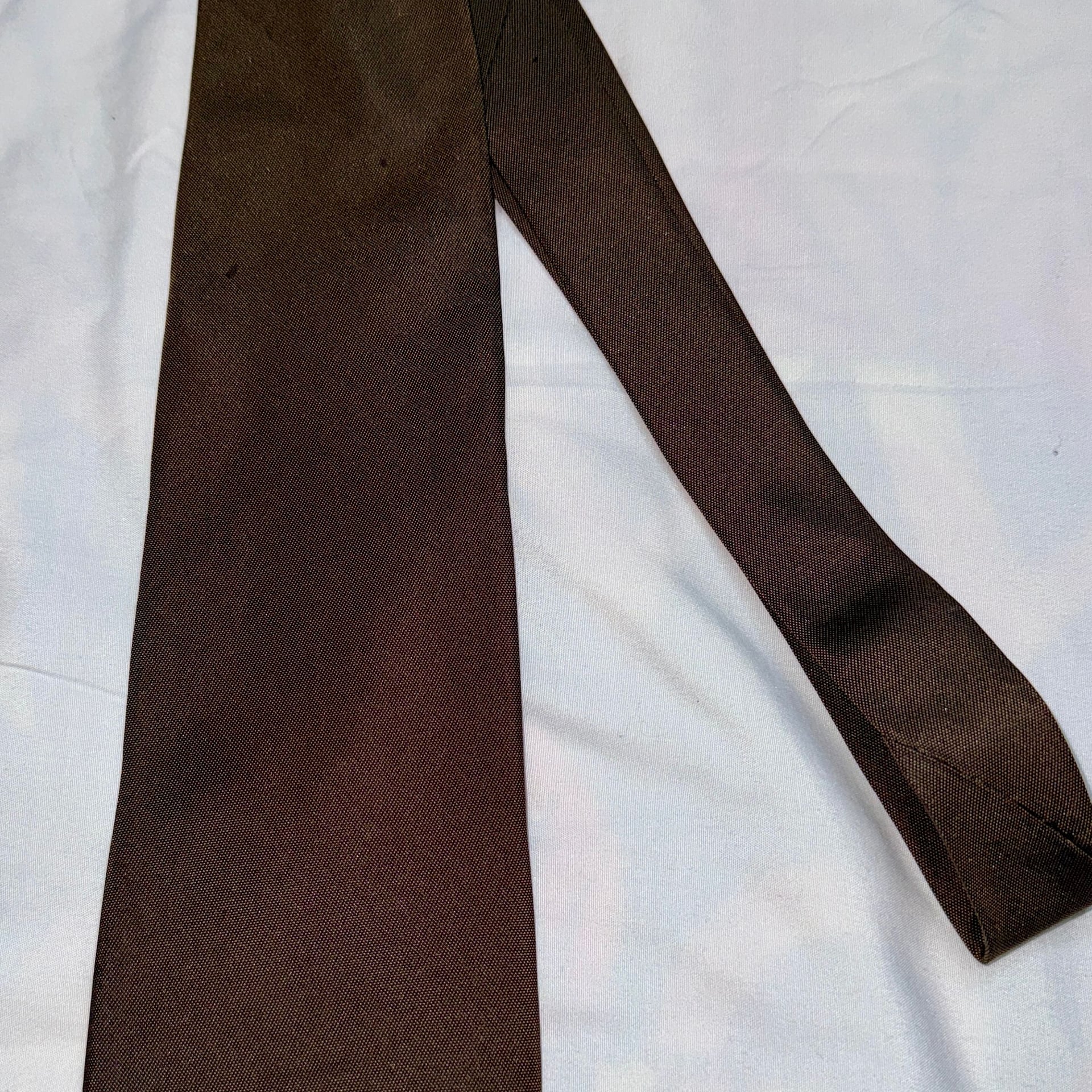 Geoffrey Beene 100% silk Textured Men's Tie 2