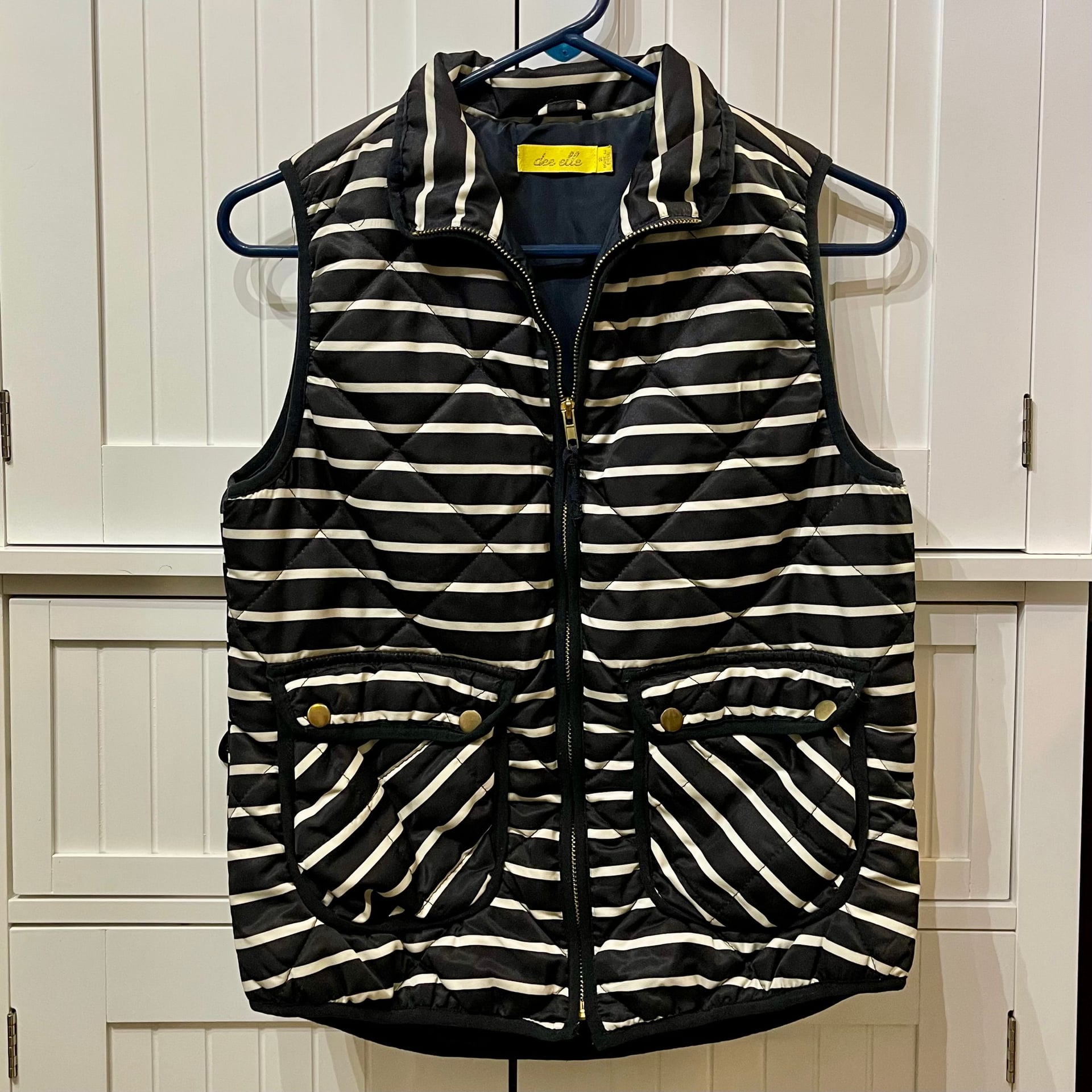 Dee Elle Black and Ivory Striped Puffer Vest 2