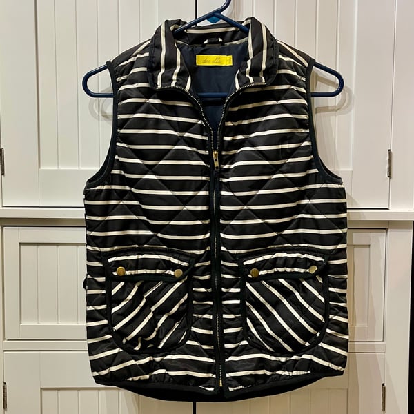 Dee Elle Black and Ivory Striped Puffer Vest