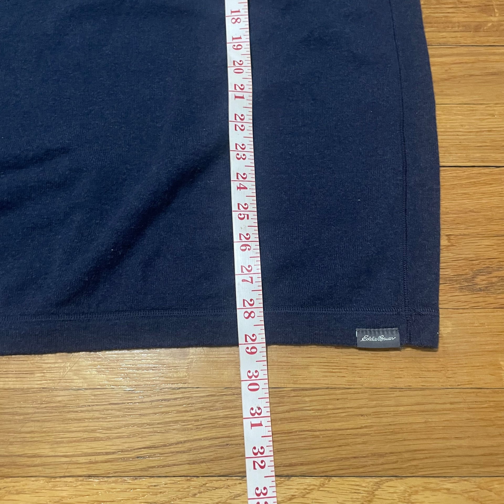 Eddie Bauer Men's Navy Blue V-Neck Sweater 6