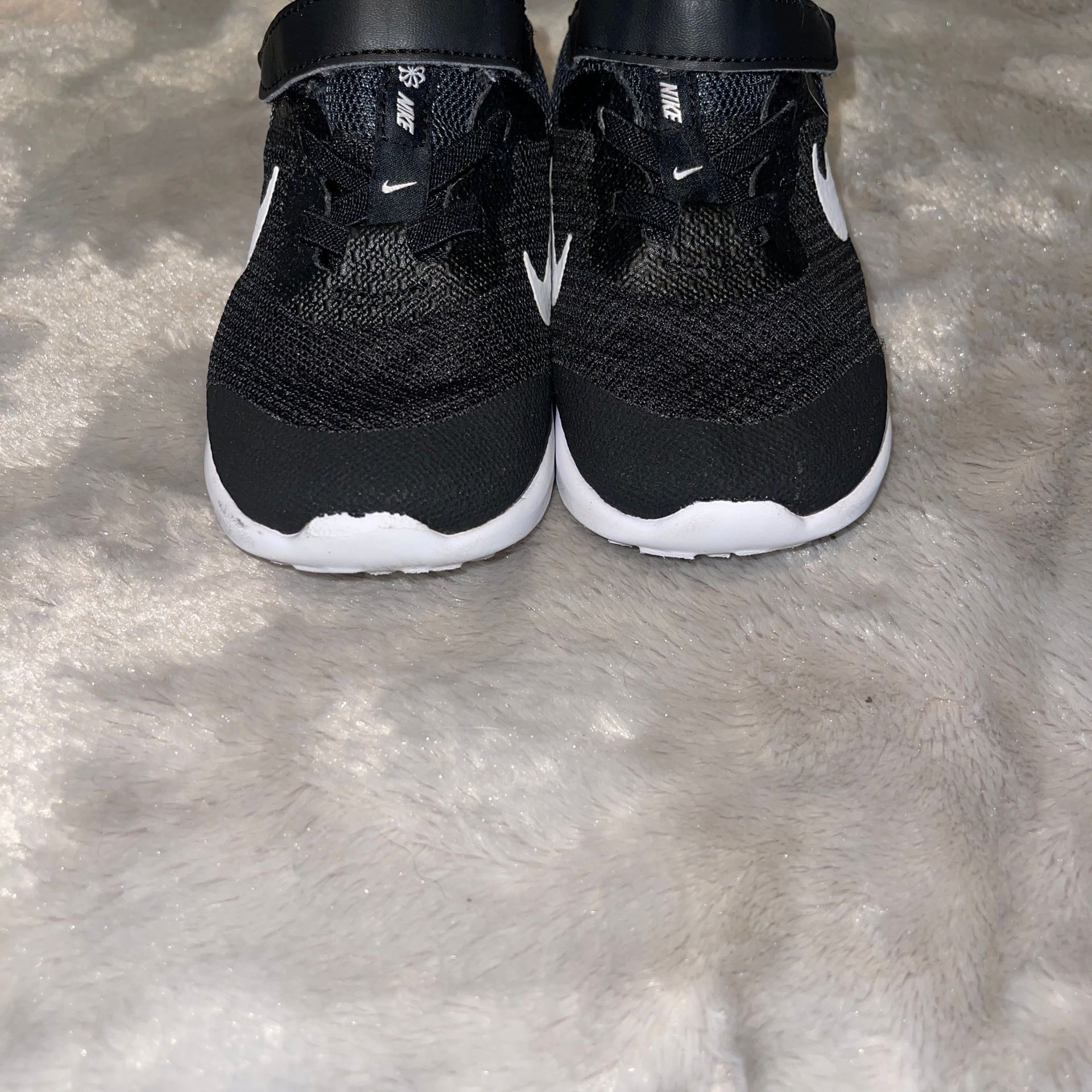 Nike Flex Runner 2 Toddler Sneakers | Black/White | US 8C / EU 25 5