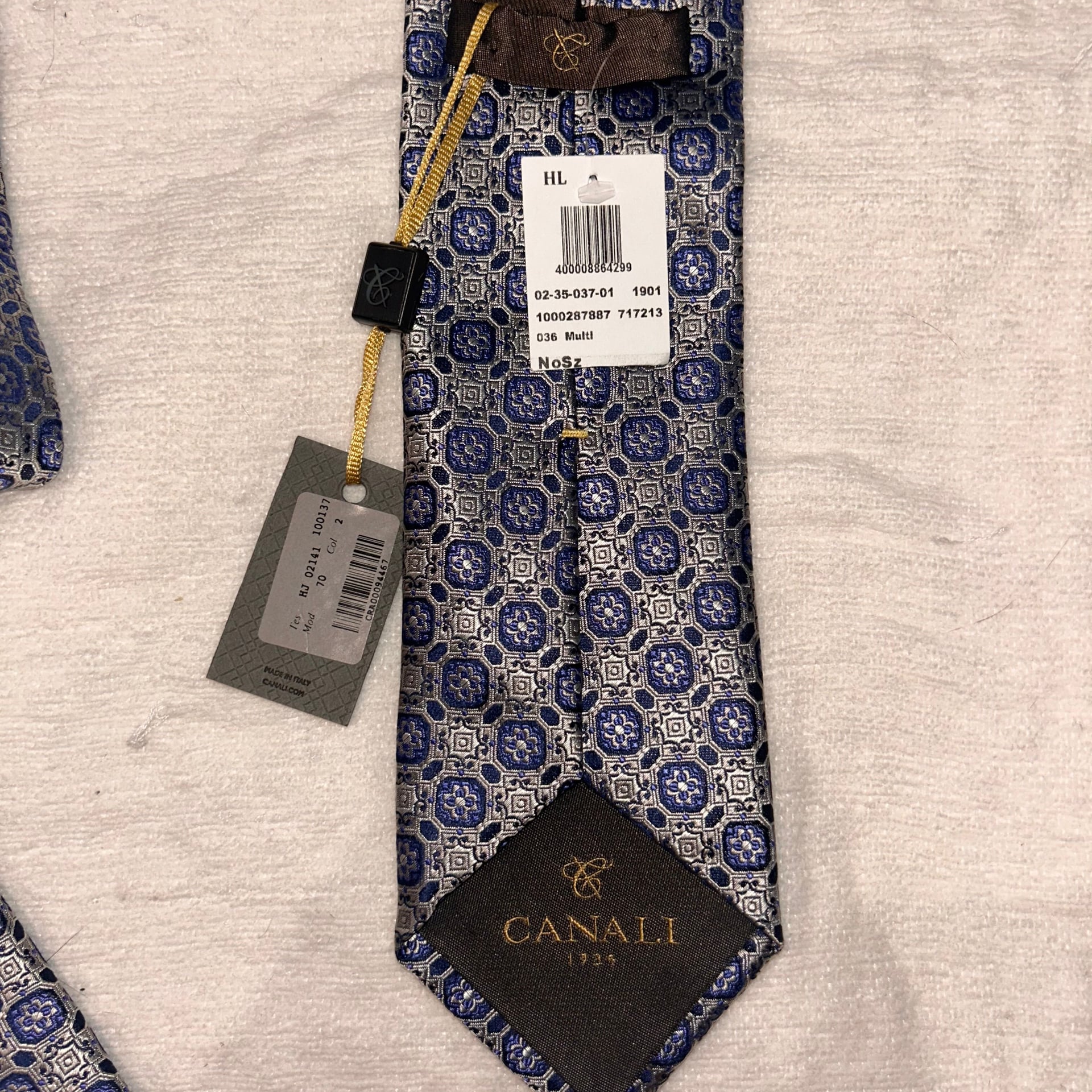 Luxury Canali 100% Silk Men's Navy Blue & Silver Geometric Square Medallion Tie 2