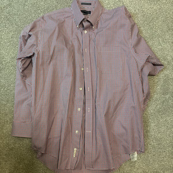 Lands' End Men's Red and Blue Plaid Long Sleeve Button Down Shirt