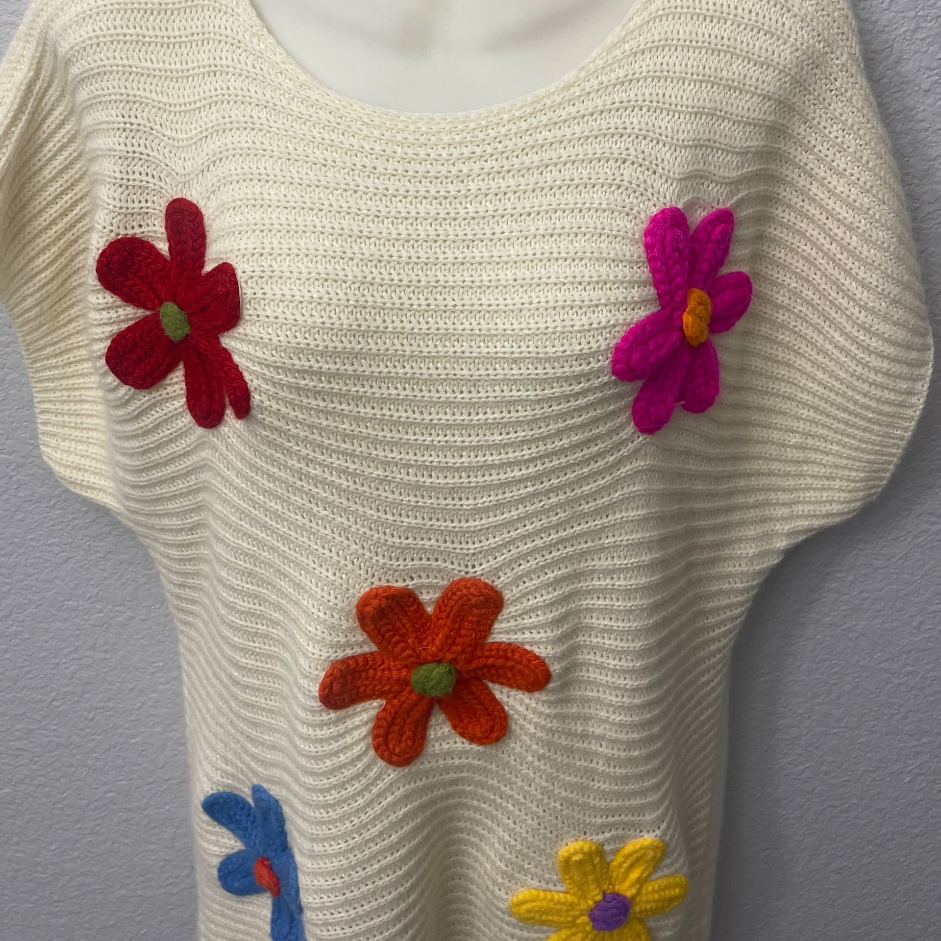 womens acrylic knit top vibrant floral embroidery short 4