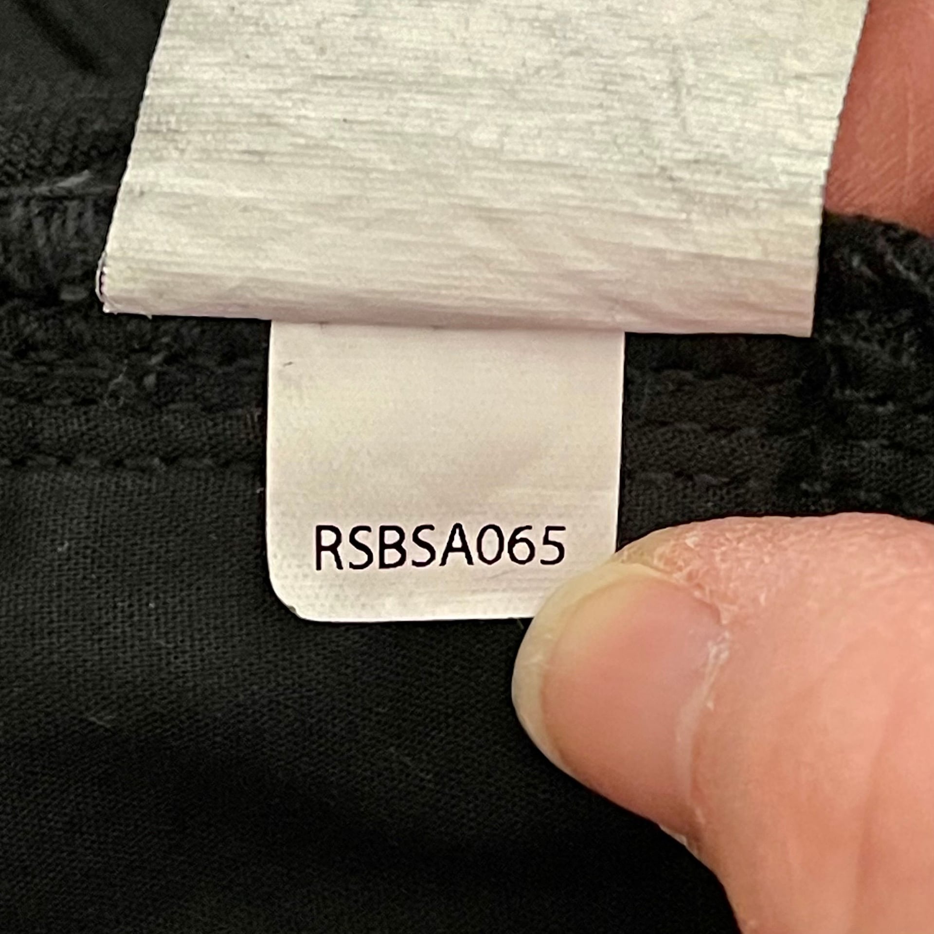 Rafaella Black Curvy Fit Capri Jeans, Women's Size M - Stretch Denim 9