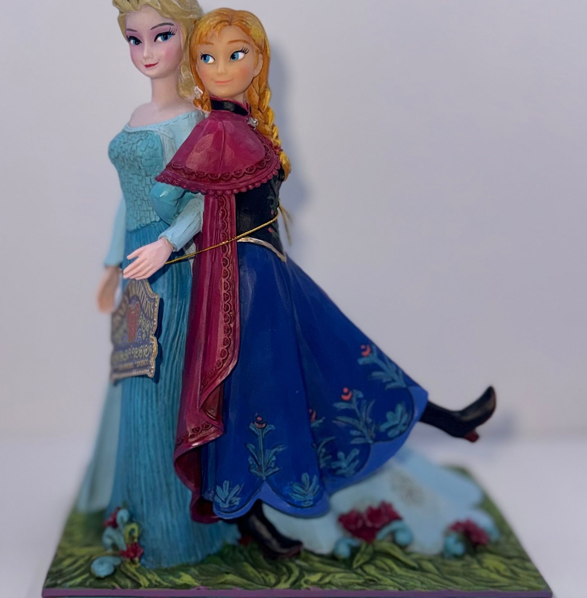 Disney Traditions by Jim Shore Frozen 'Sisters Forever' Anna & Elsa Figurine #4039079 1