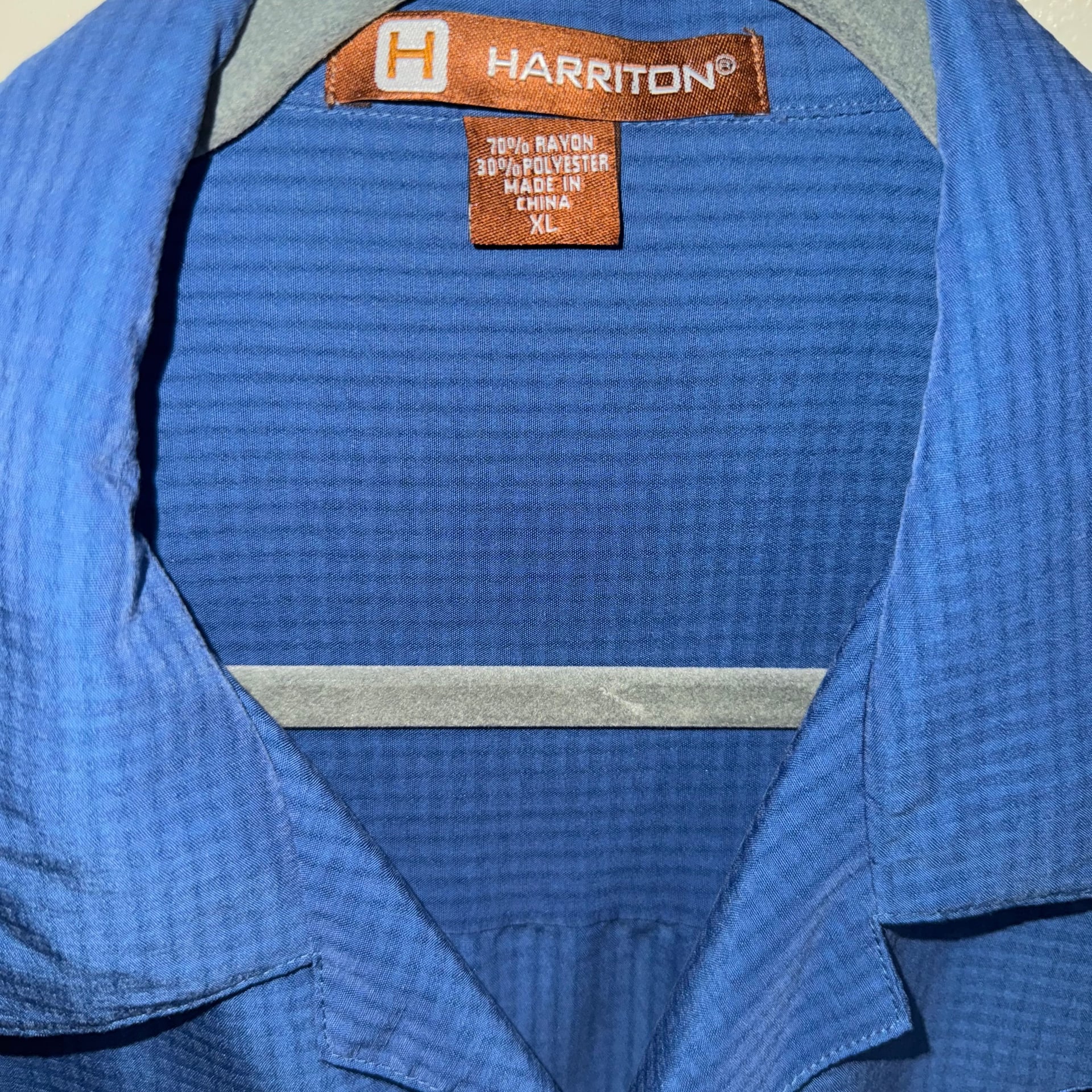 Harriton Men's Textured Camp Corvette Embroidered XL Vintage 4