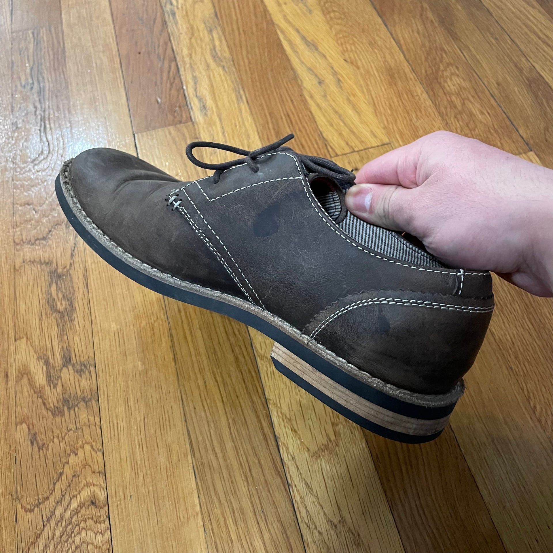 Original Penguin Men's Distressed Brown Leather Oxford Shoes 6