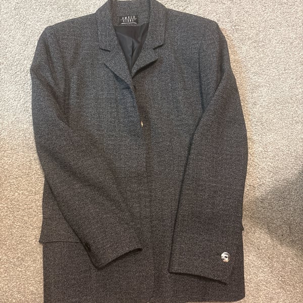 Amber Stone Vintage Textured Grey Three-Button Blazer Jacket
