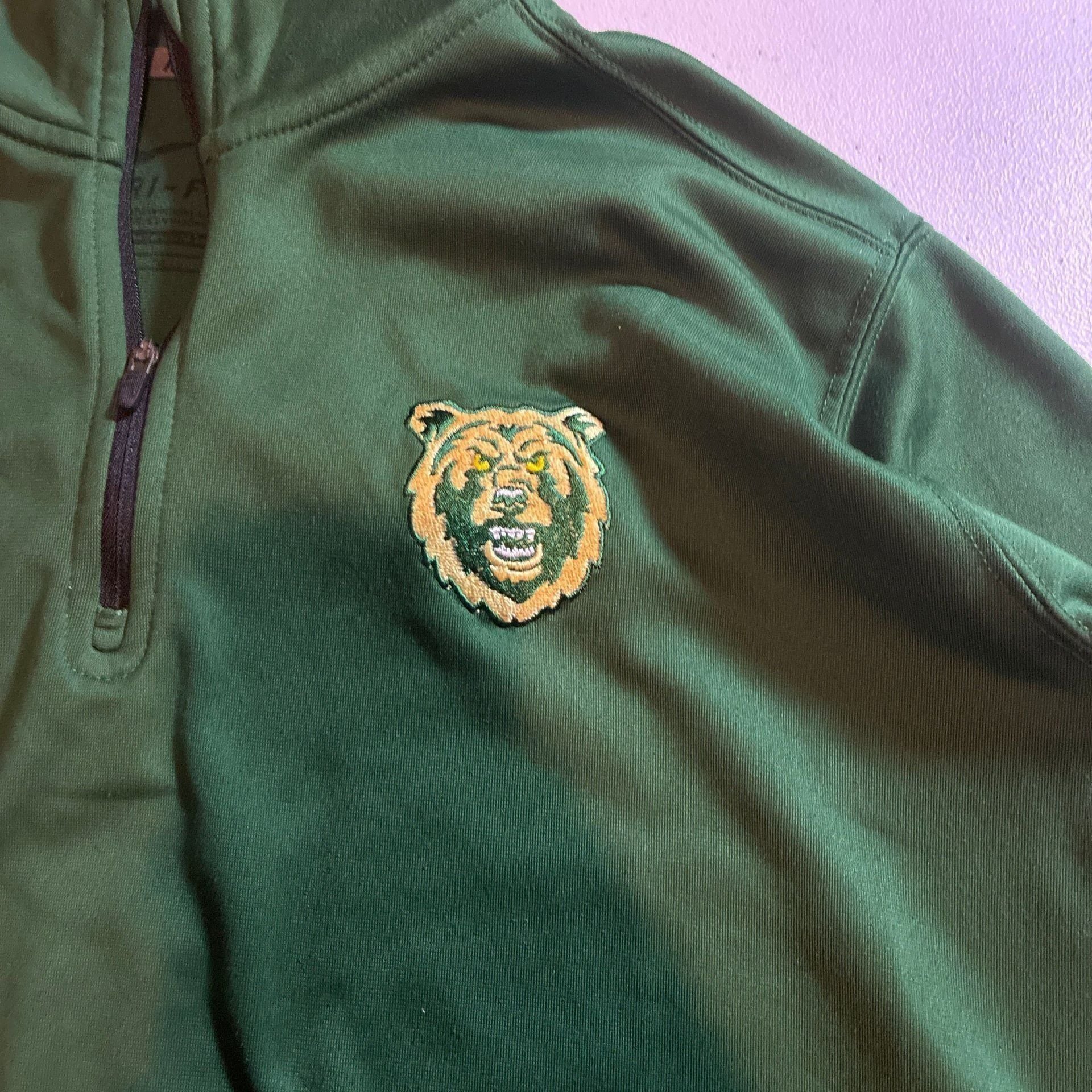 Nike Dri-Fit 1/4 Zip Pullover, Green, Bear Mascot Graphic - Size XL 4