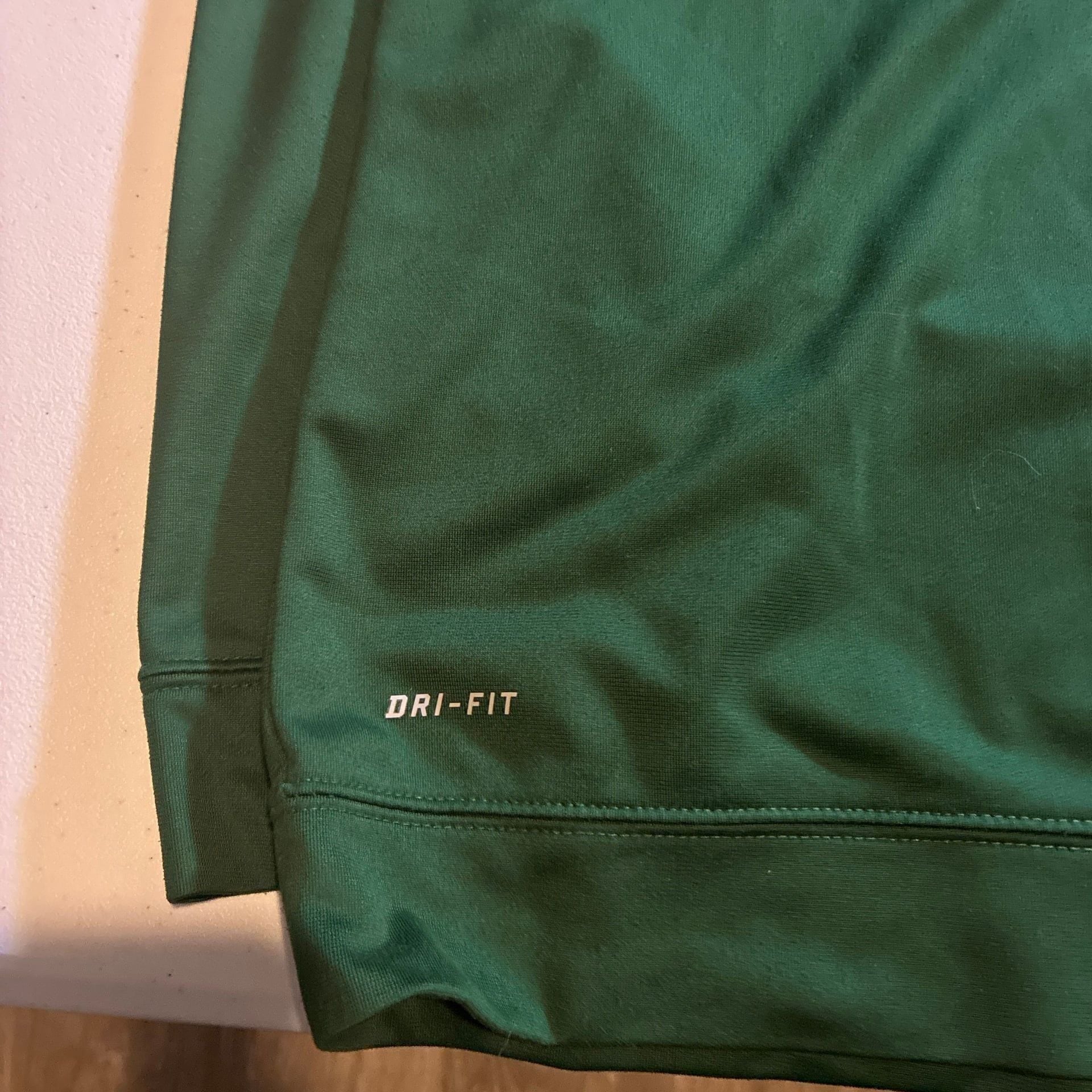 Nike Dri-Fit 1/4 Zip Pullover, Green, Bear Mascot Graphic - Size XL 7