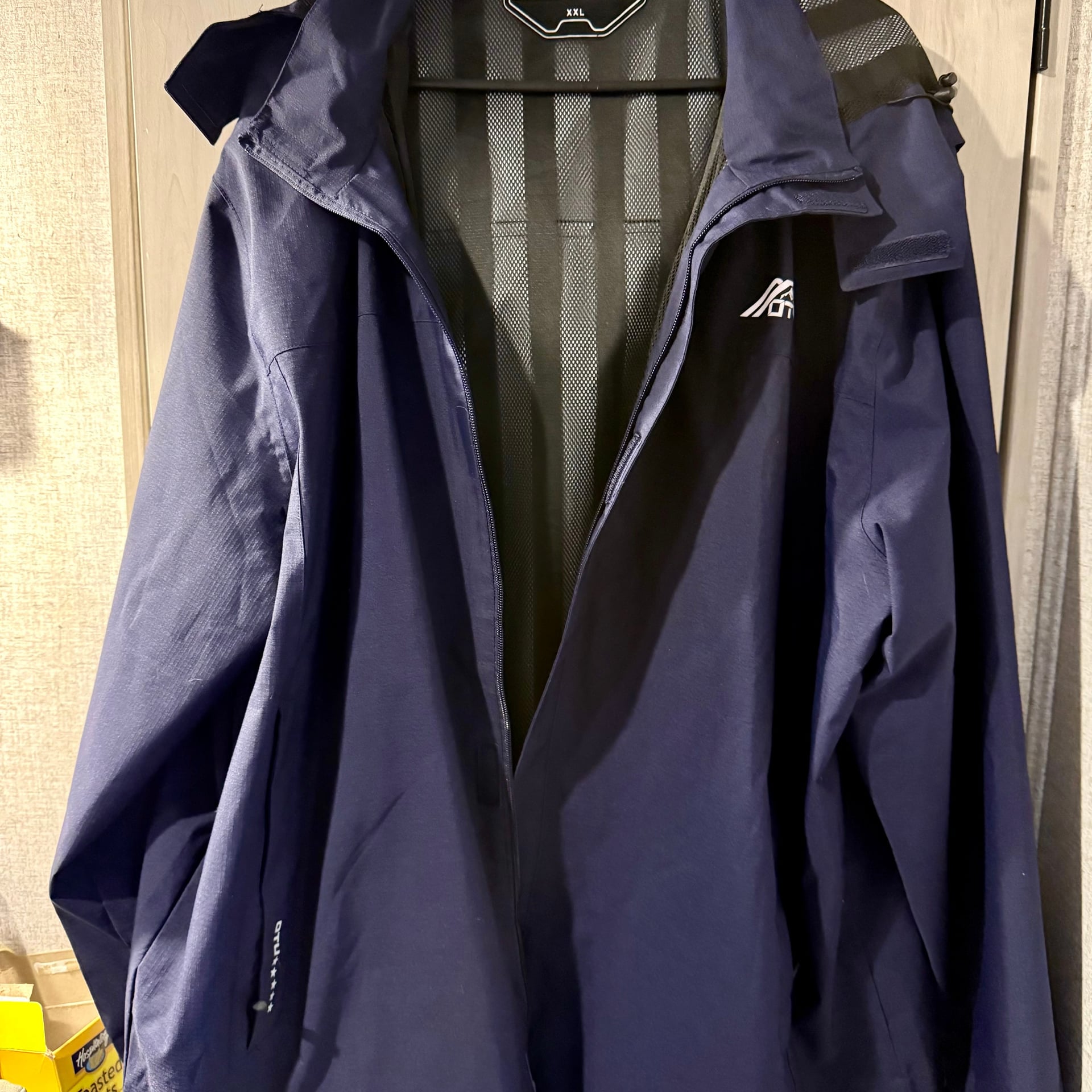OTU Mens Waterproof RainJacket XXL Navy Blue Lightweight Hooded Shell Mesh Lined 1