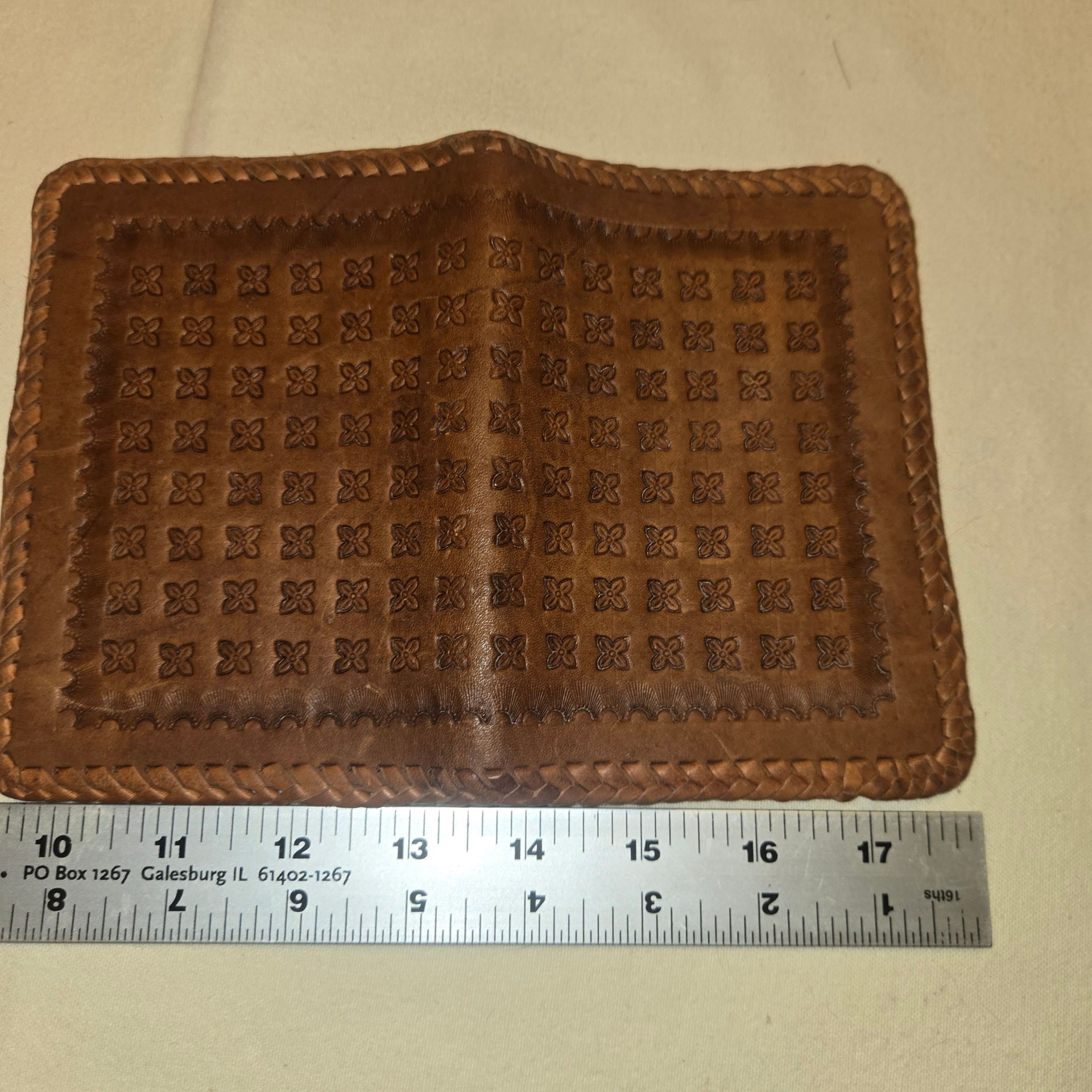 Vintage Hand Tooled Brown Leather Bifold Wallet with Whipstitch Edges 5