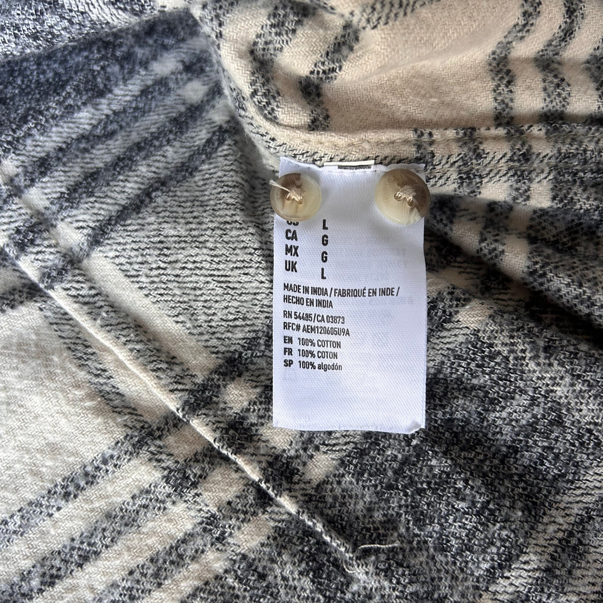 American Eagle Slim Fit Gray and White Plaid Flannel Button Front Shirt 4