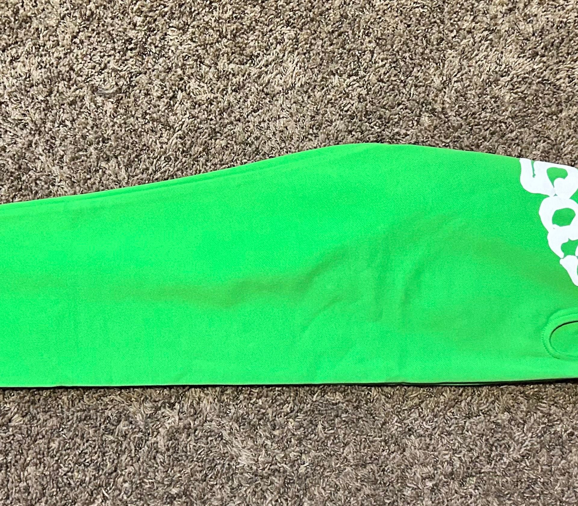 Sp5der Worldwide Slime Green '8 Days of Sp5der' Tracksuit Set 11