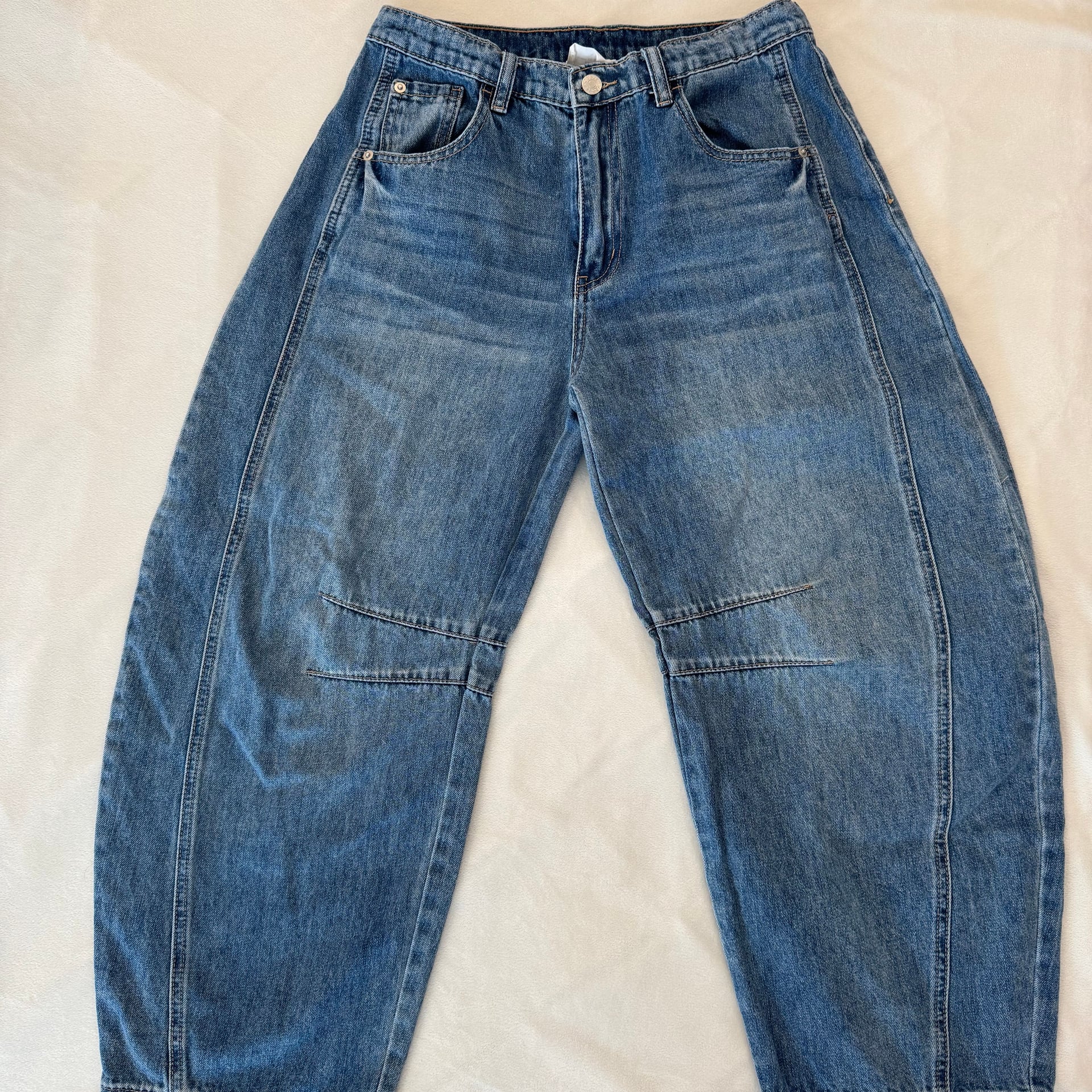 Bobbles & Lace Medium Wash Mid-Rise Barrel Leg Jeans 1