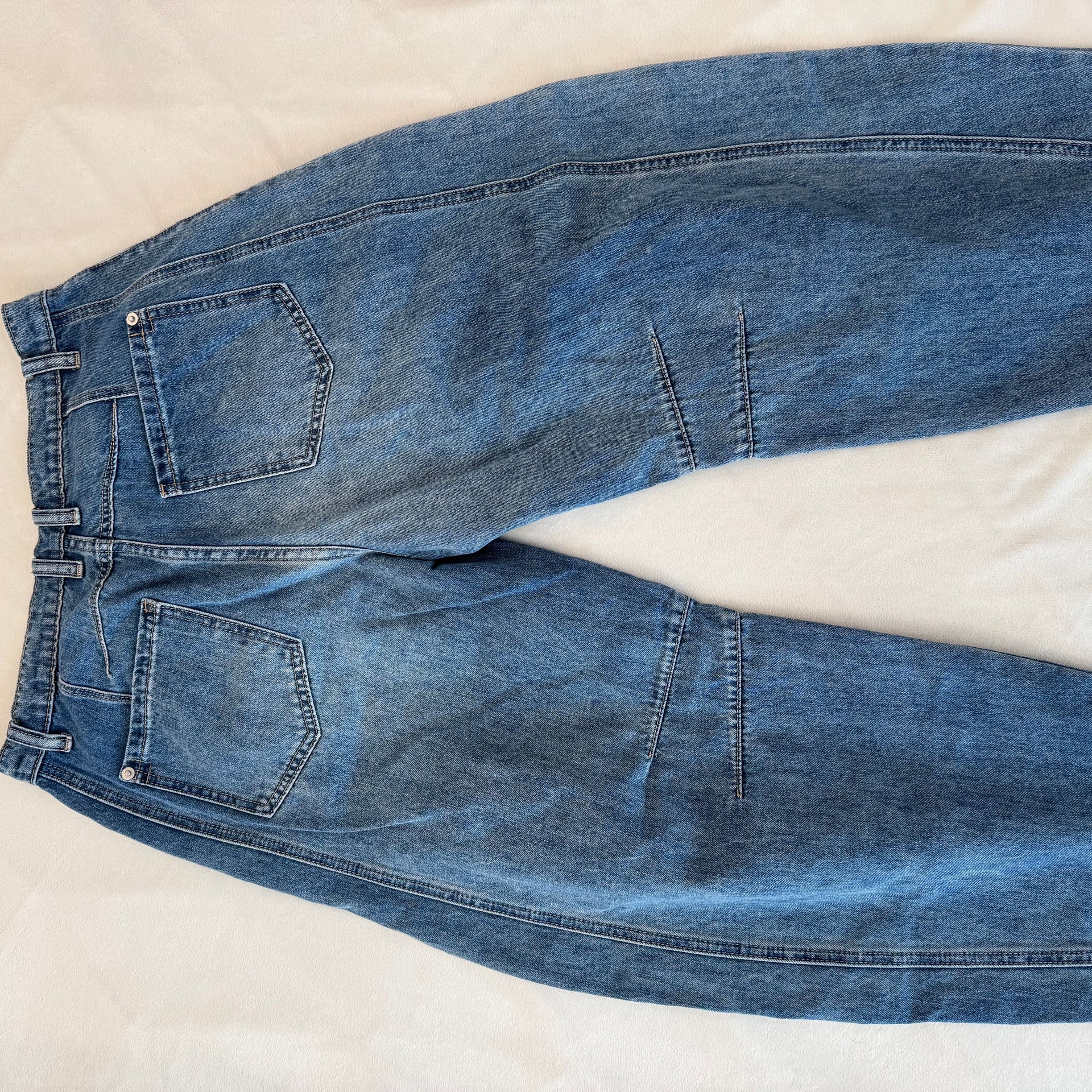 Bobbles & Lace Medium Wash Mid-Rise Barrel Leg Jeans 2