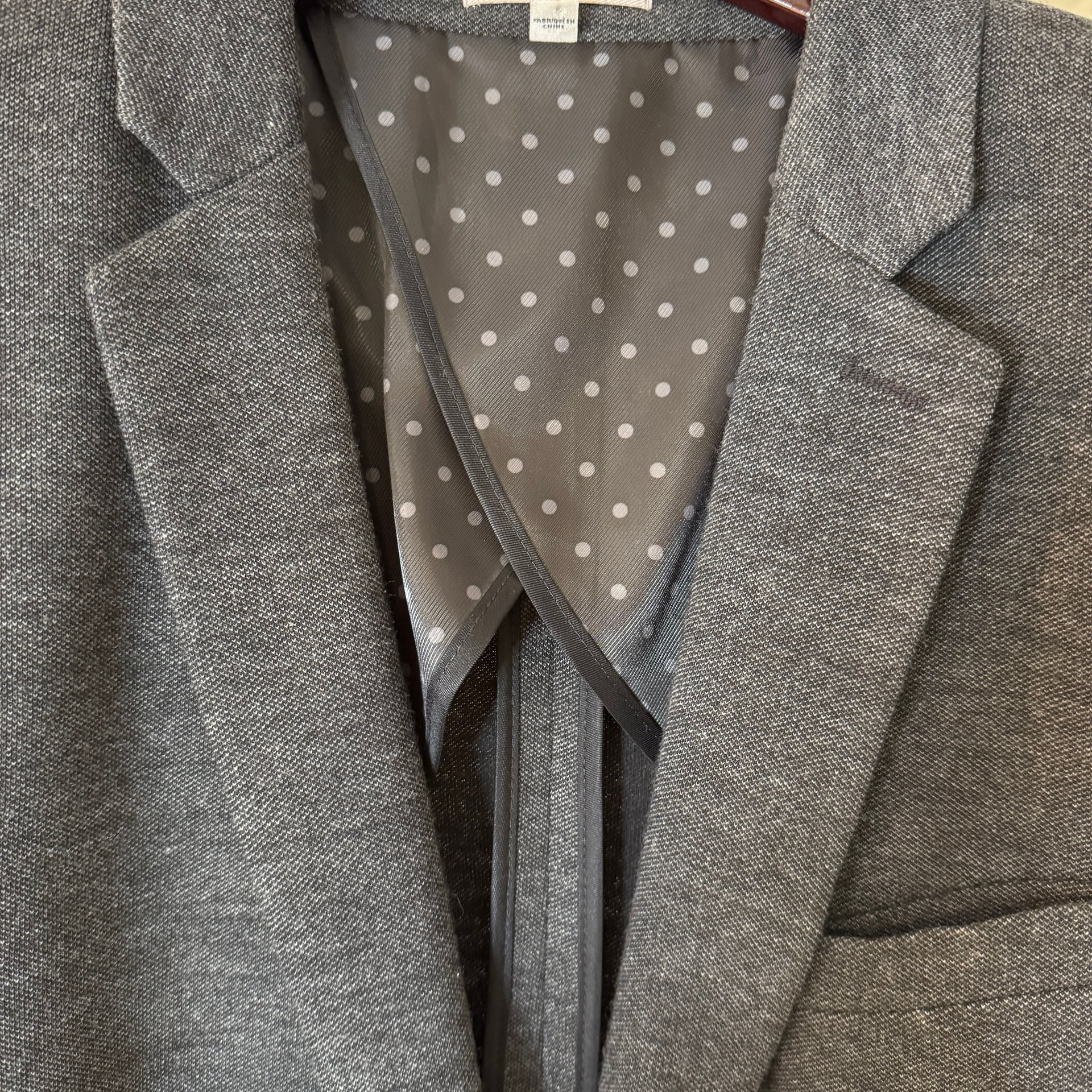 Express Photographer Fitted Grey Knit Two-Button Blazer 2