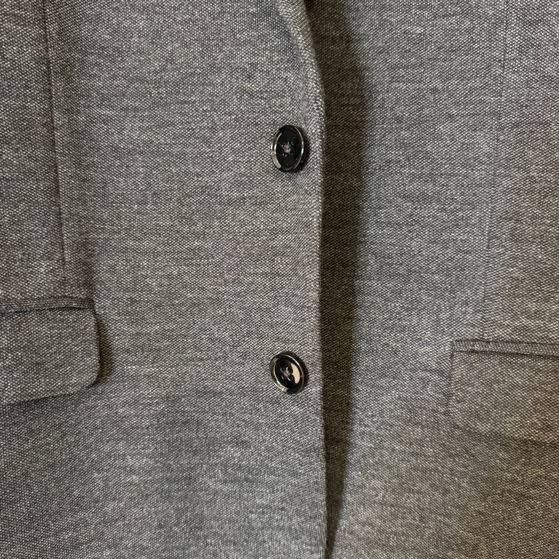 Express Photographer Fitted Grey Knit Two-Button Blazer 3