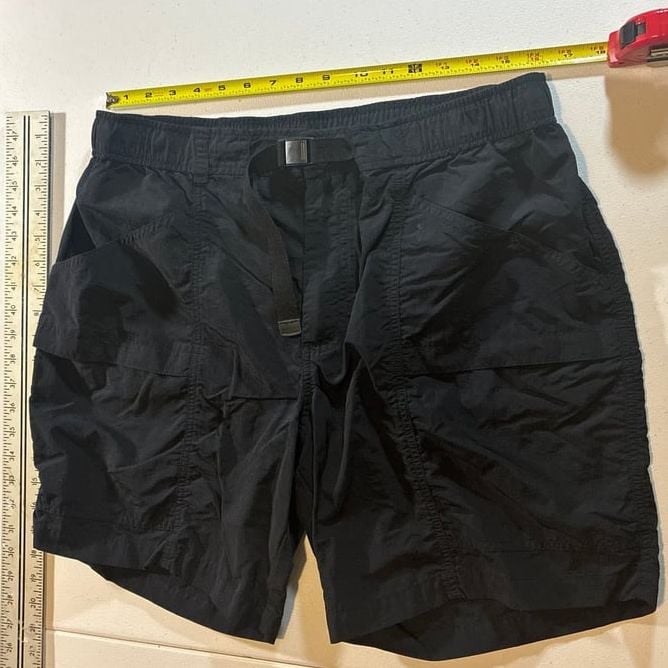 Eddie Bauer Black Nylon Belted Cargo Hiking Shorts Men's Size Large 2