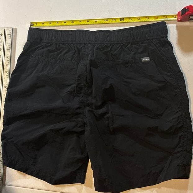 Eddie Bauer Black Nylon Belted Cargo Hiking Shorts Men's Size Large 6