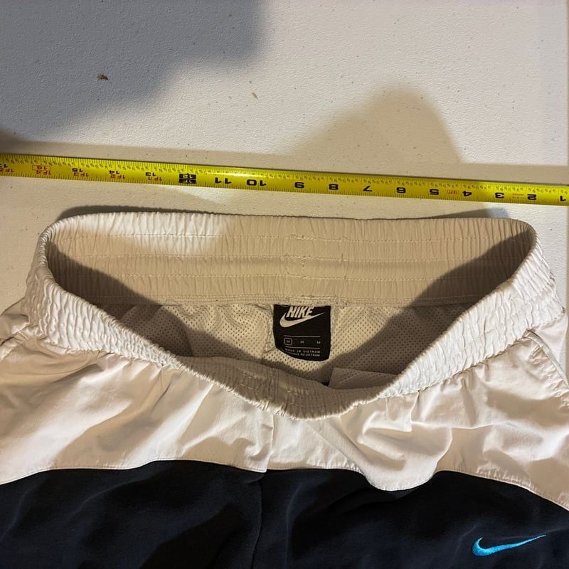Nike Women's Sportswear Icon Clash Joggers Black & White 3