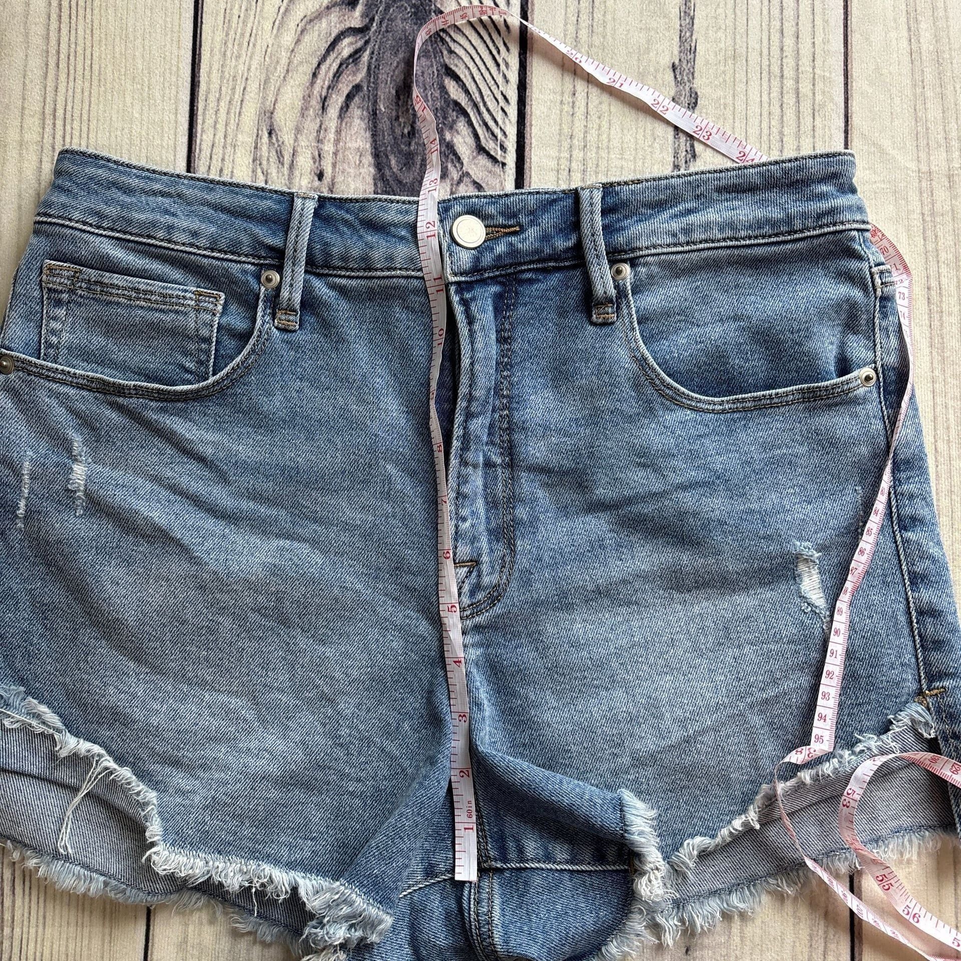 Good American Size 12/31 Good Curve High Rise Distressed Raw Hem Denim Shorts 4