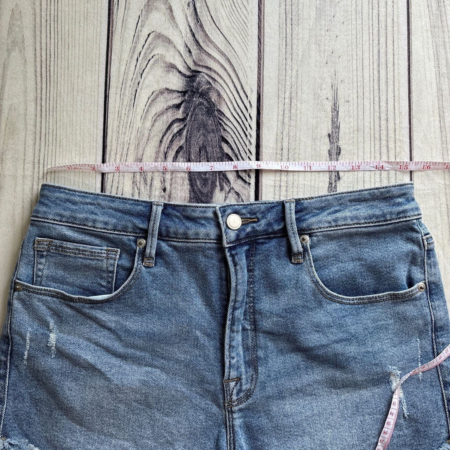 Good American Size 12/31 Good Curve High Rise Distressed Raw Hem Denim Shorts 3