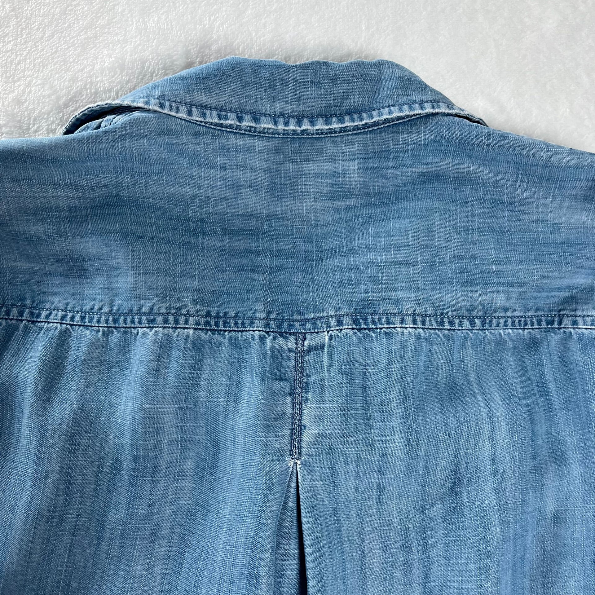 Coldwater Creek Light Blue Tencel Chambray Button-Down Shirt XL 16 Casual 8