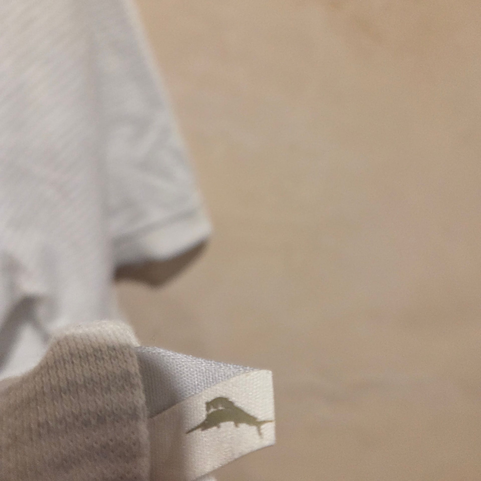Tommy Bahama Men’s XL Polo Shirt – Pima Cotton Blend – White/Grey Stripe – Style T218036 5