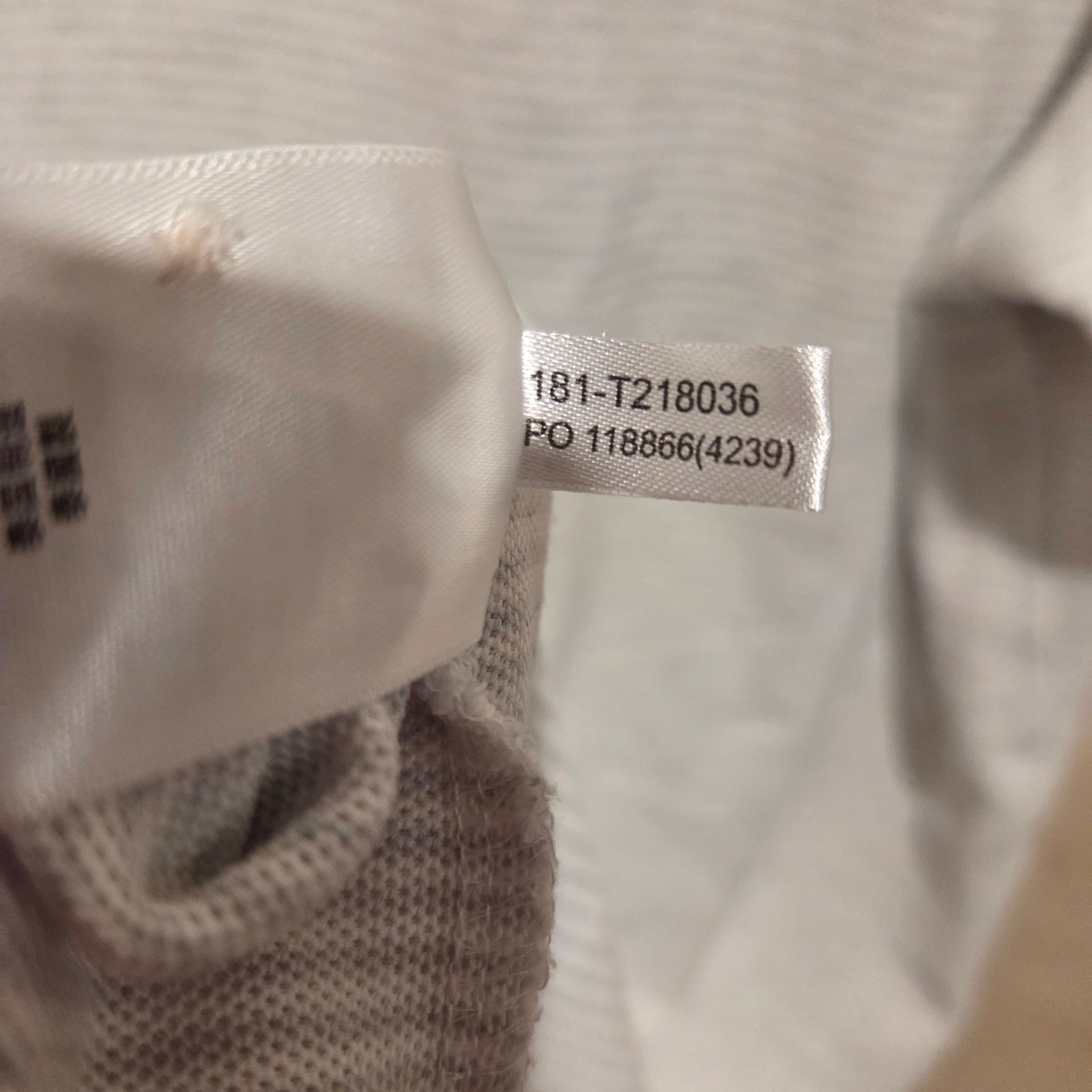 Tommy Bahama Men’s XL Polo Shirt – Pima Cotton Blend – White/Grey Stripe – Style T218036 7
