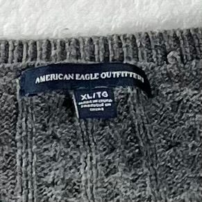 American Eagle Gray Cable Knit Crewneck Sweater Women’s XL 9