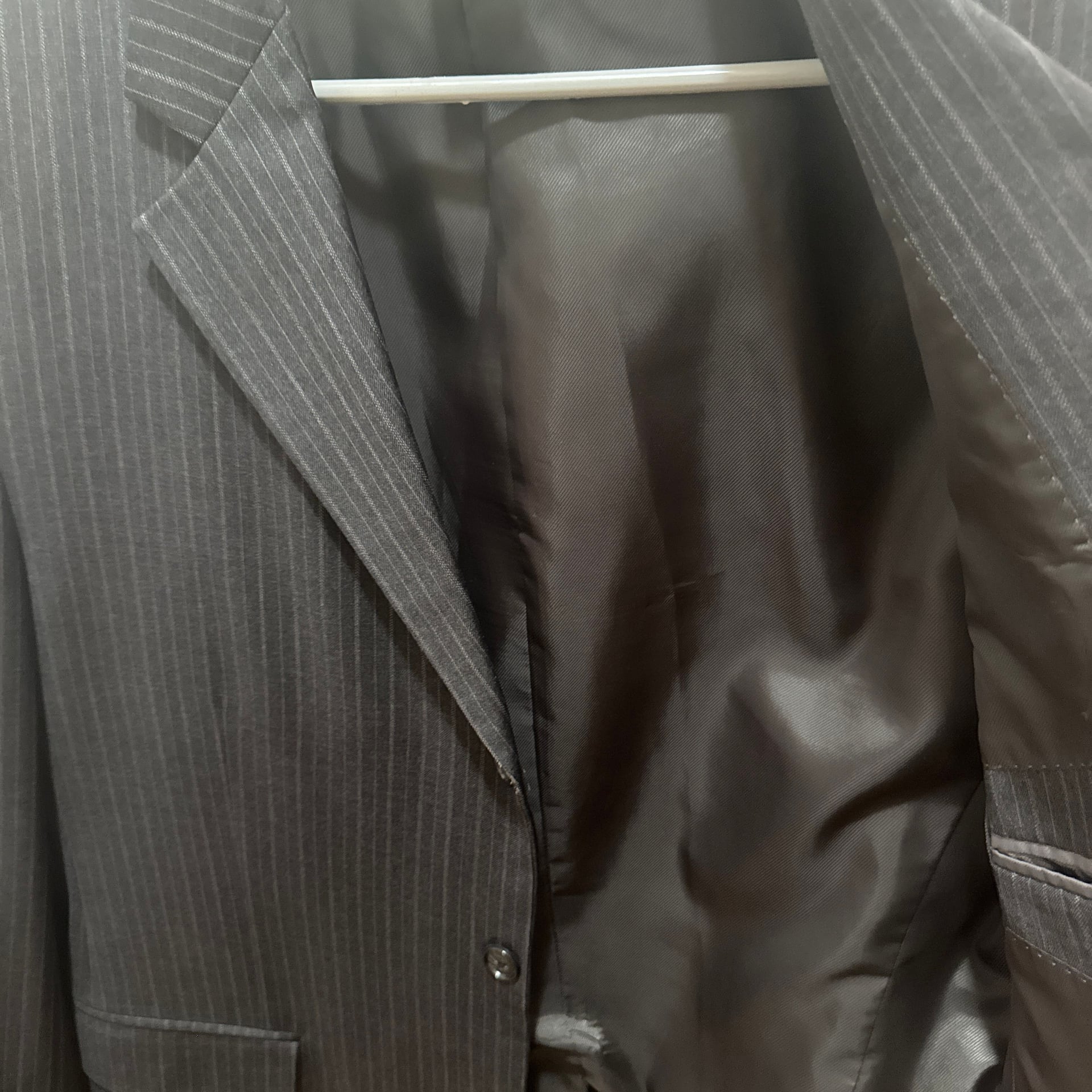 Studio by Bill Blass Men's Super 100's Worsted Wool Black Pinstripe Suit Jacket Blazer 6