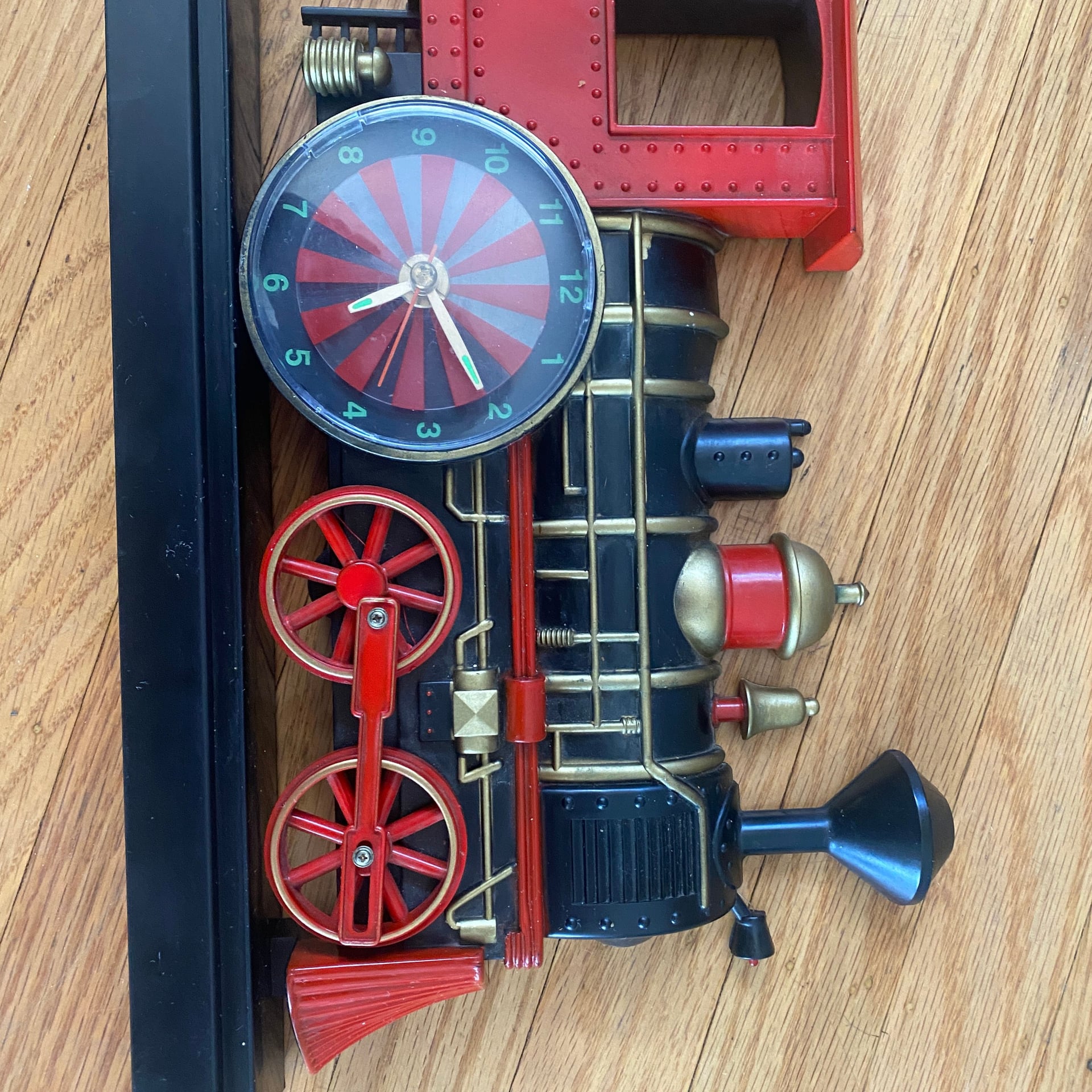 Vintage 1997 MSR Imports Locomotive Wall Clock Animated Sound and Light Model 4892 3