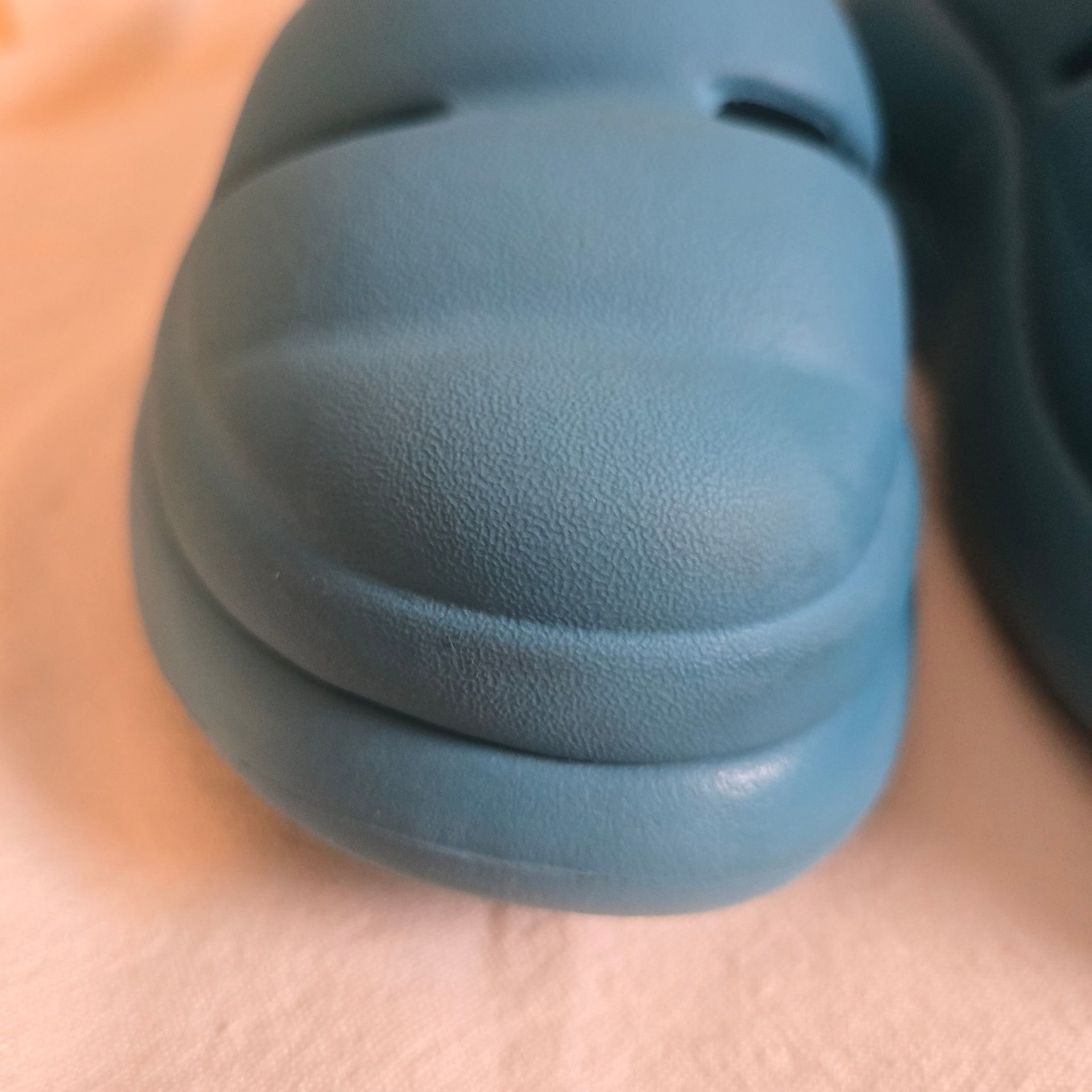 UGG Sport Yeah Clog blue W9 11