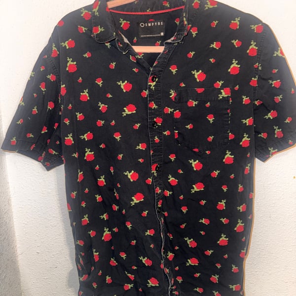 Empyre Rose Thorns Black Woven Short Sleeve Button up Shirt