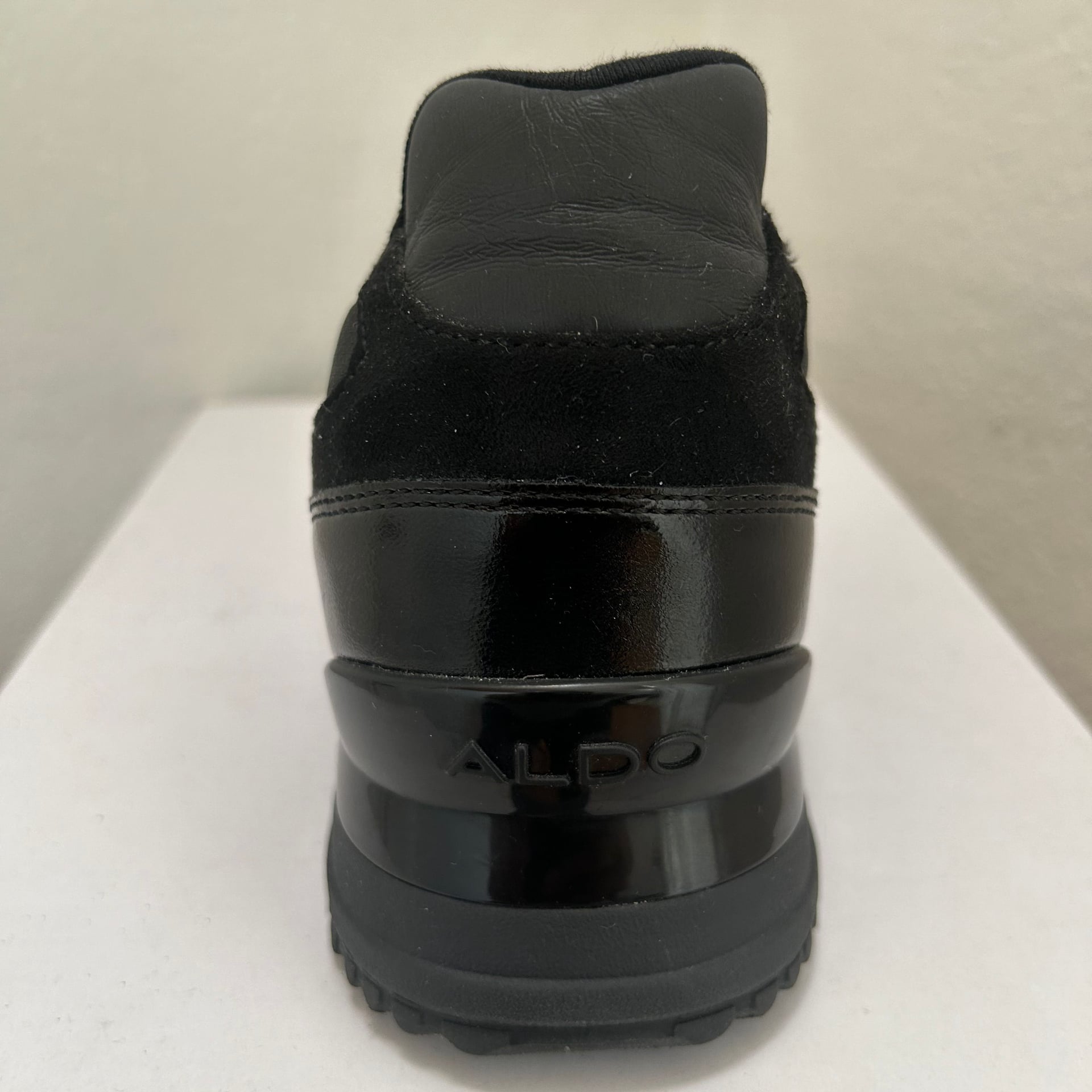 Aldo Ladies Fashion Sneakers, Triple Black Low-Top Trainers, Size 8 3