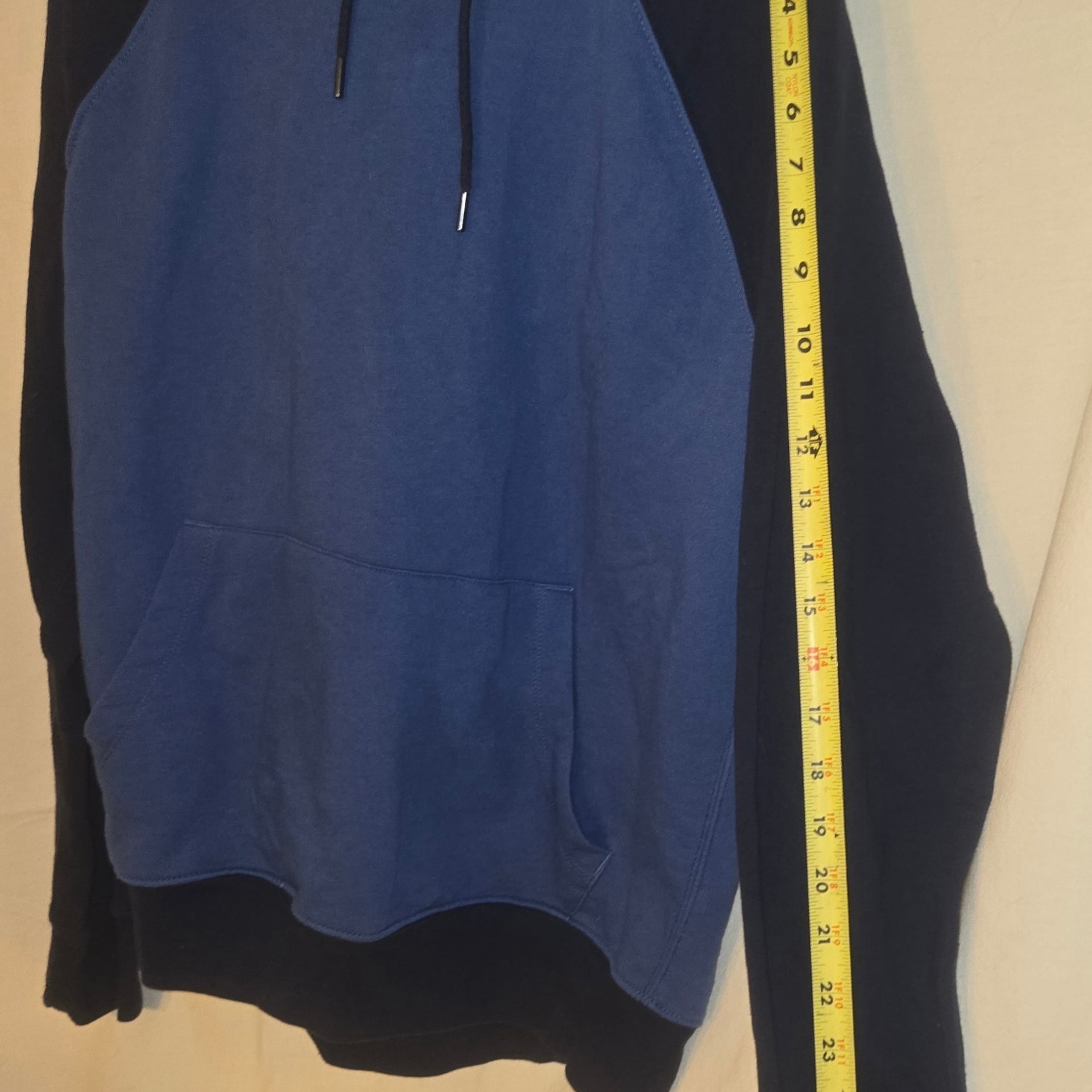 J.Crew Mens Vintage Fleece Hoodie Size M Heathered Blue Pullover Sweater 13