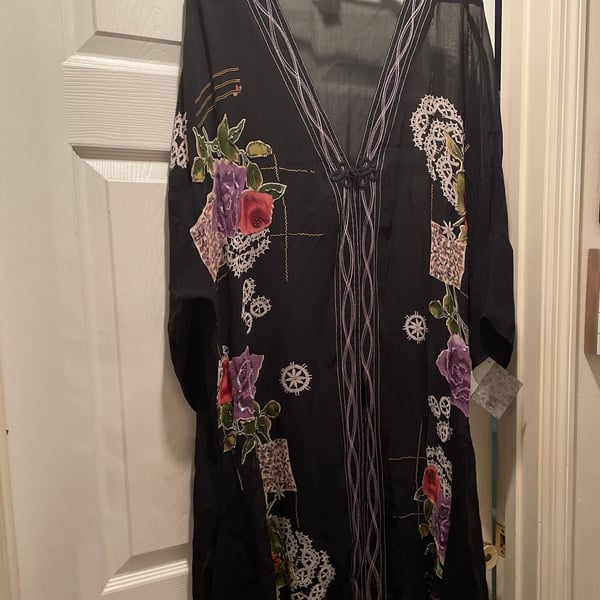 T ROSE DESIGNS