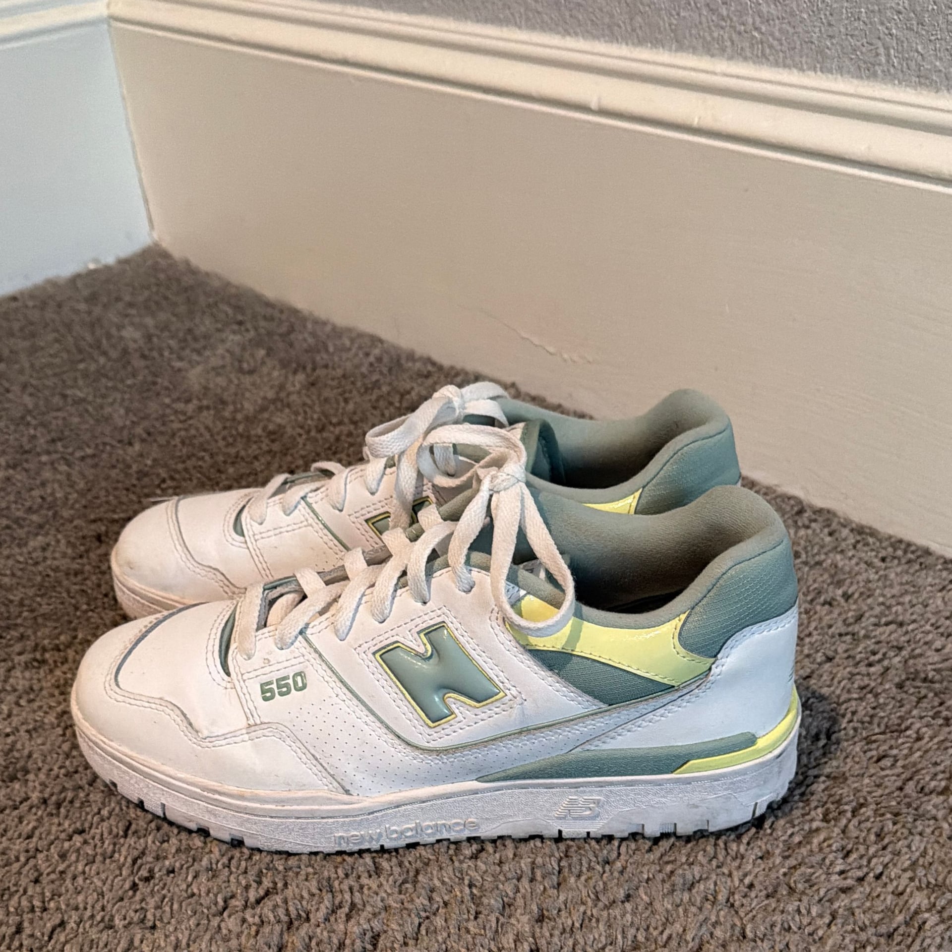 New Balance Women's 550 'Salt Marsh Limelight' Size 10.5 Women’s 4