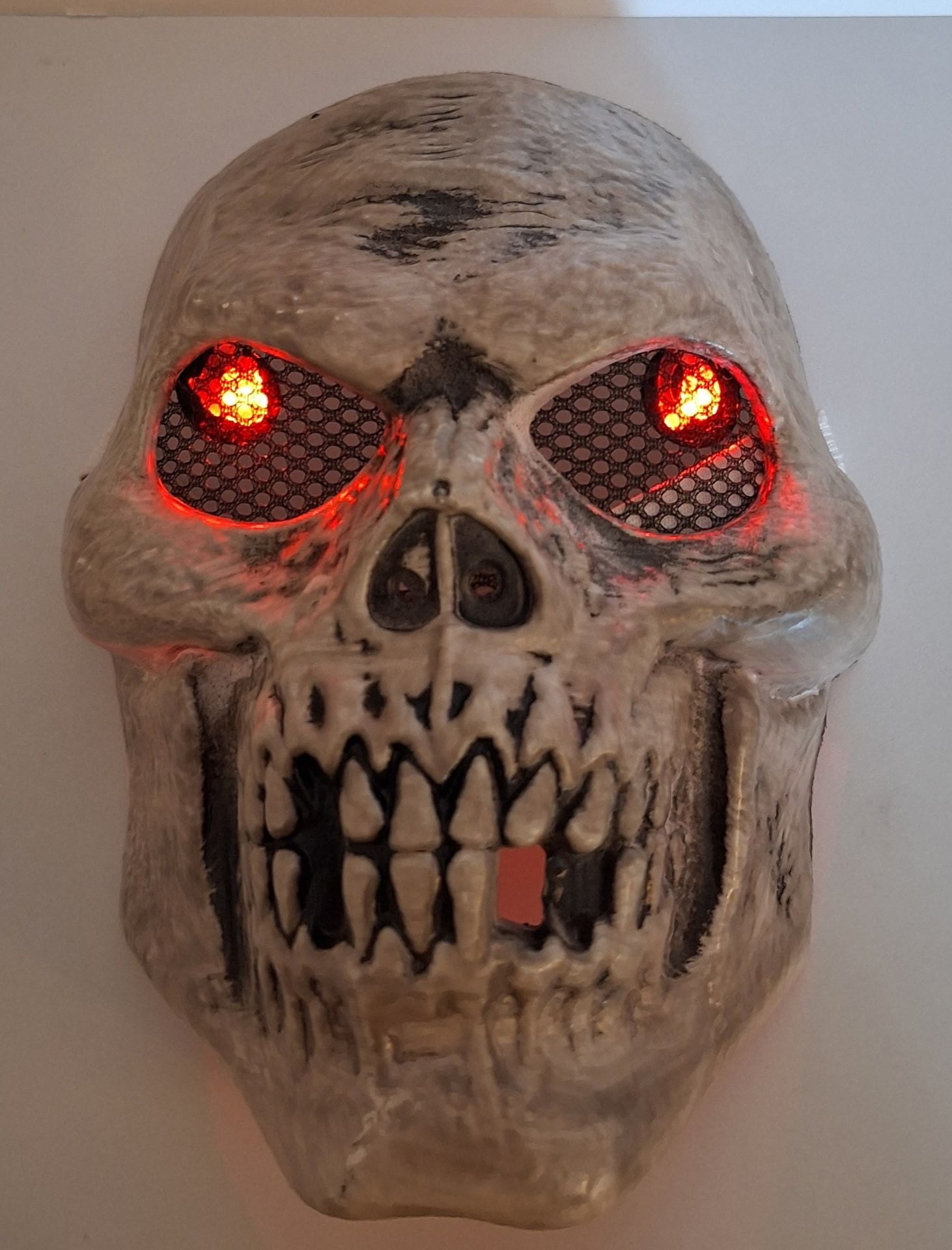 Grim Reaper with Skeleton mask and Glowing Eyes Kids Size Large 5