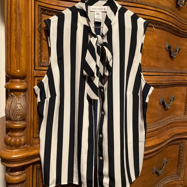 Evan-Picone Women's Size 12 Black and White Striped Sleeveless Tie-Neck Blouse