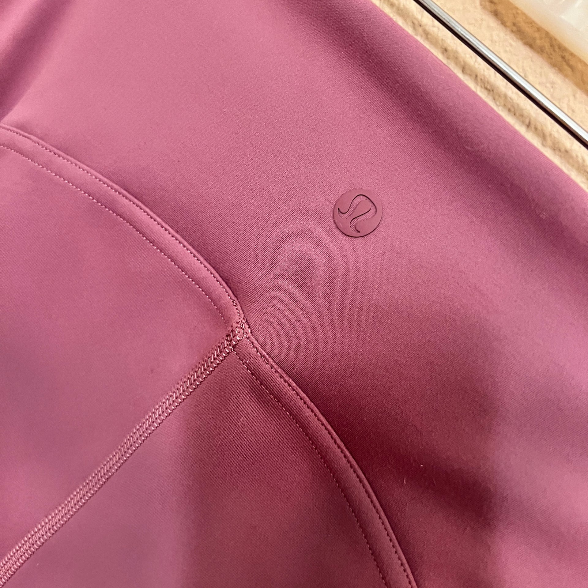 Align™ High-Rise Pant with Pockets 28" 4