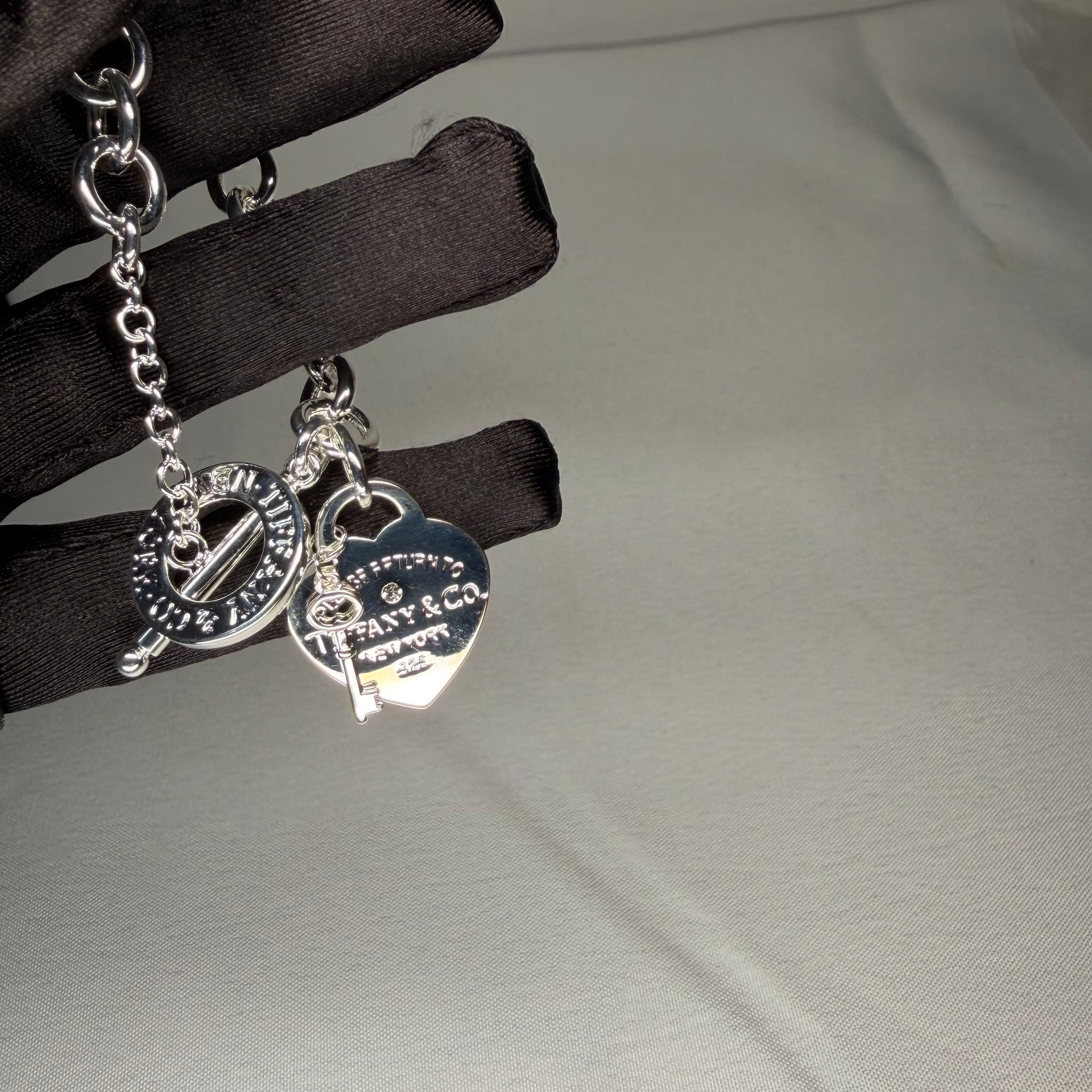 Elegant Heart Toggle Charm Bracelet 18 cm 3