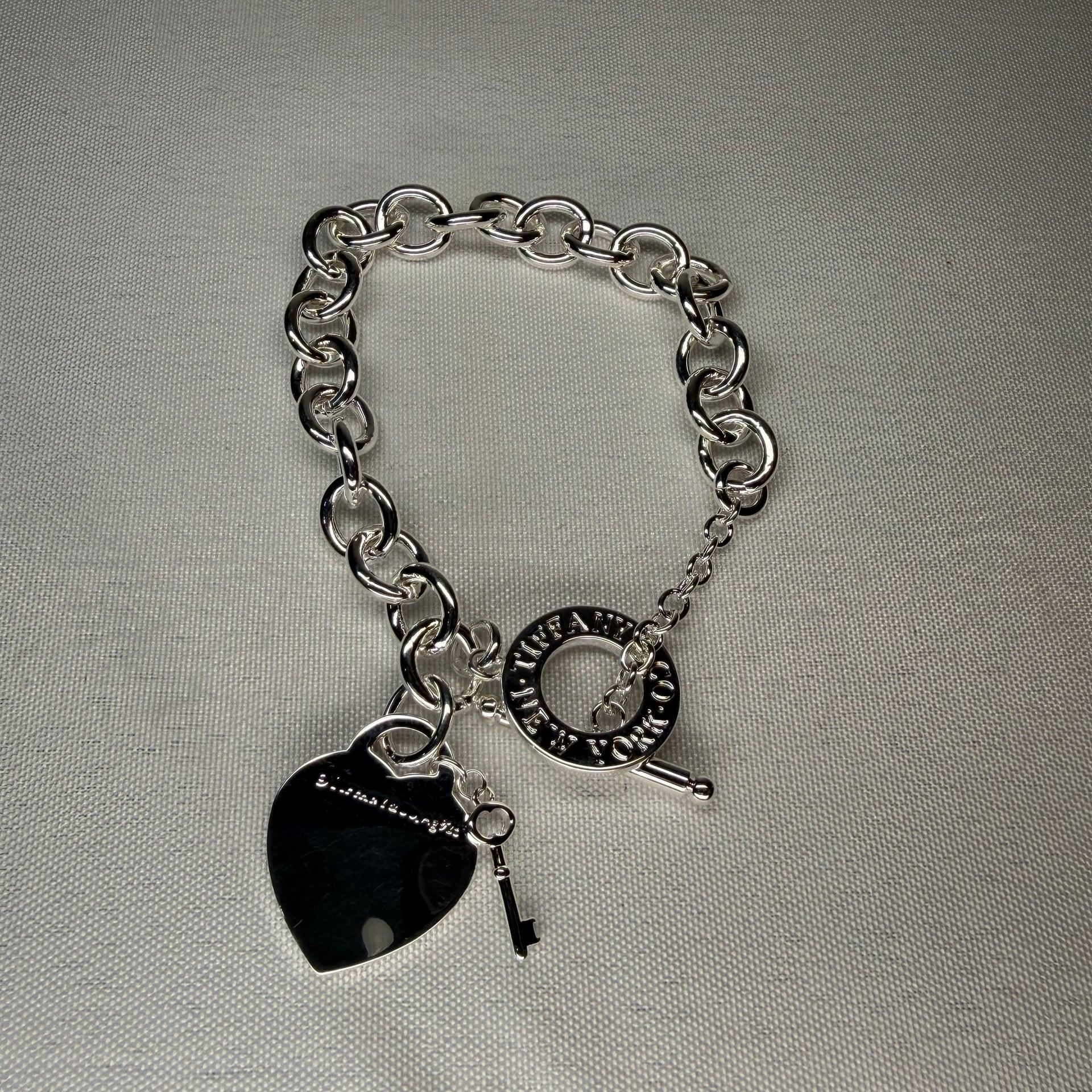 Elegant Heart Toggle Charm Bracelet 18 cm 5