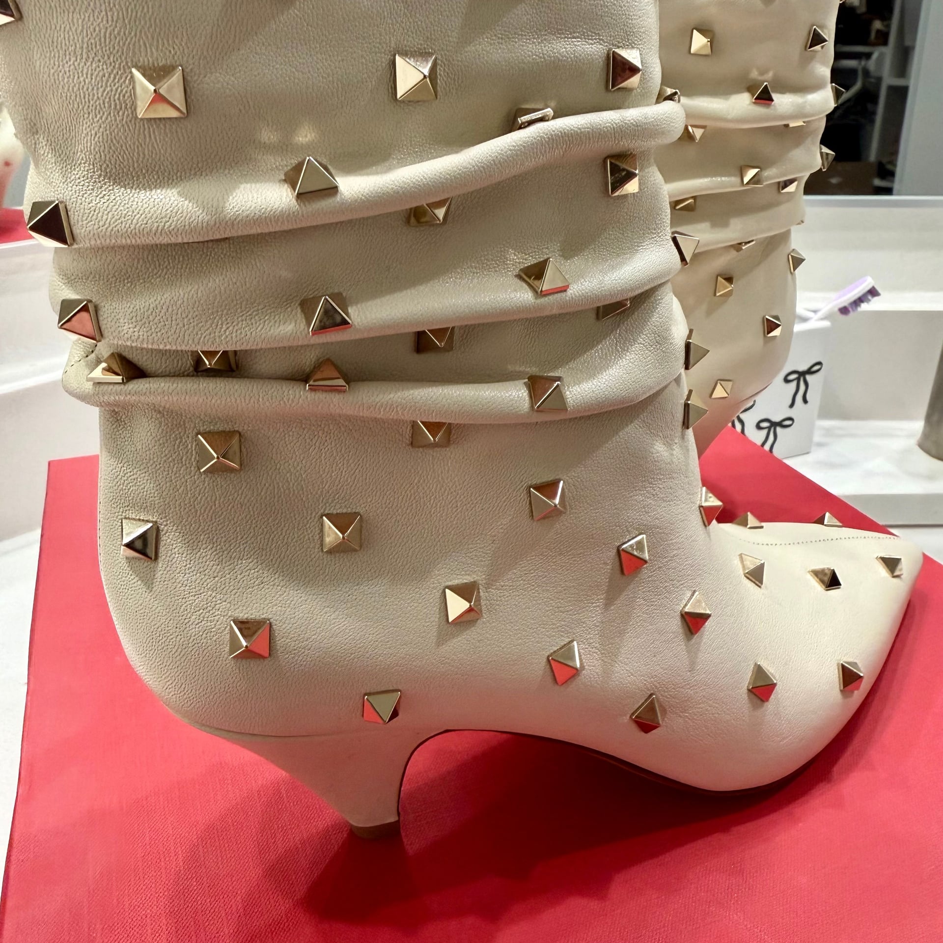 Valentino Garavani Rockstud Boots ivory with gold studs 2
