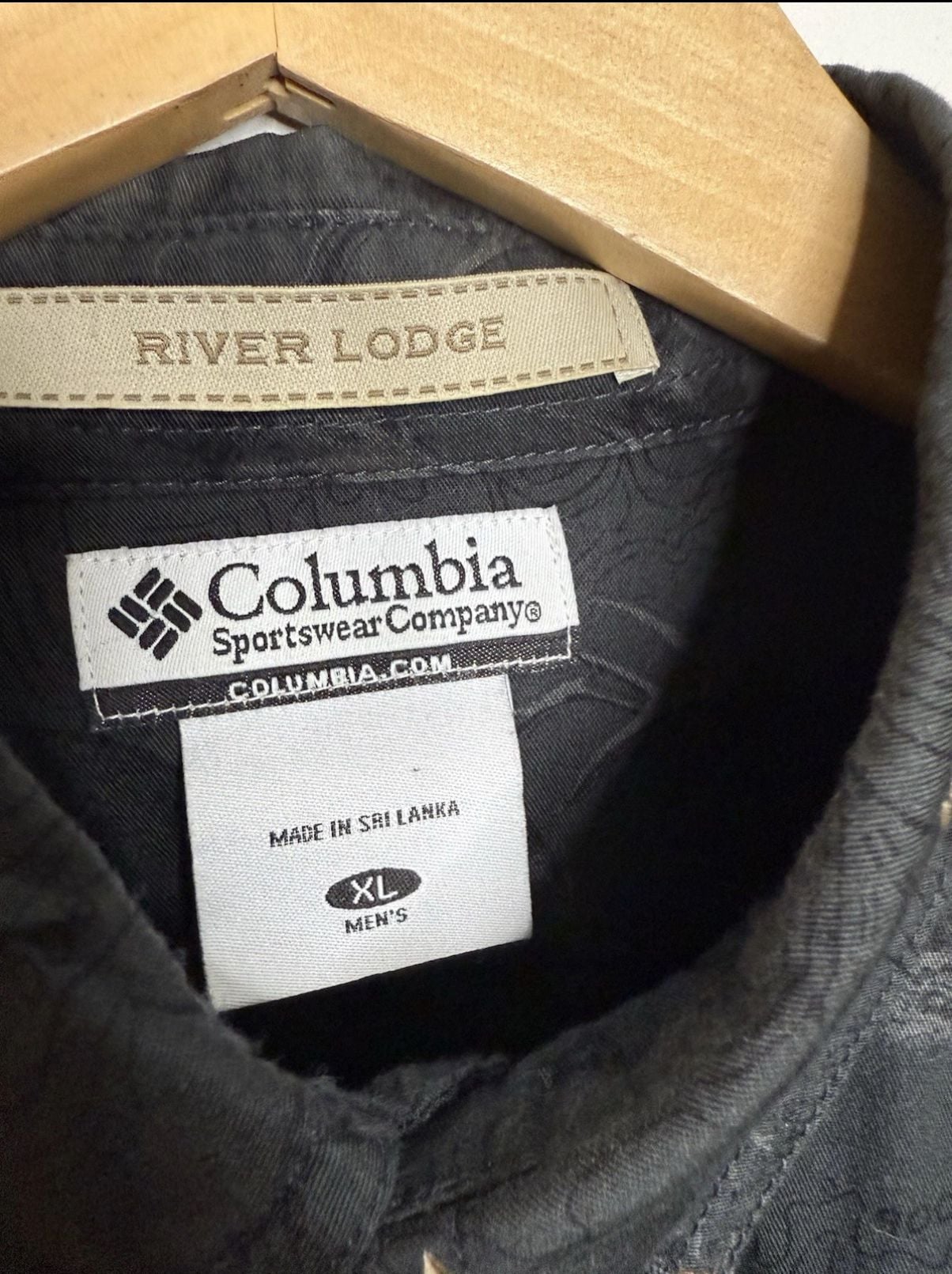 Columbia River Lodge Men's XL Long Sleeve Button Down Shirt Deer Print Black 4
