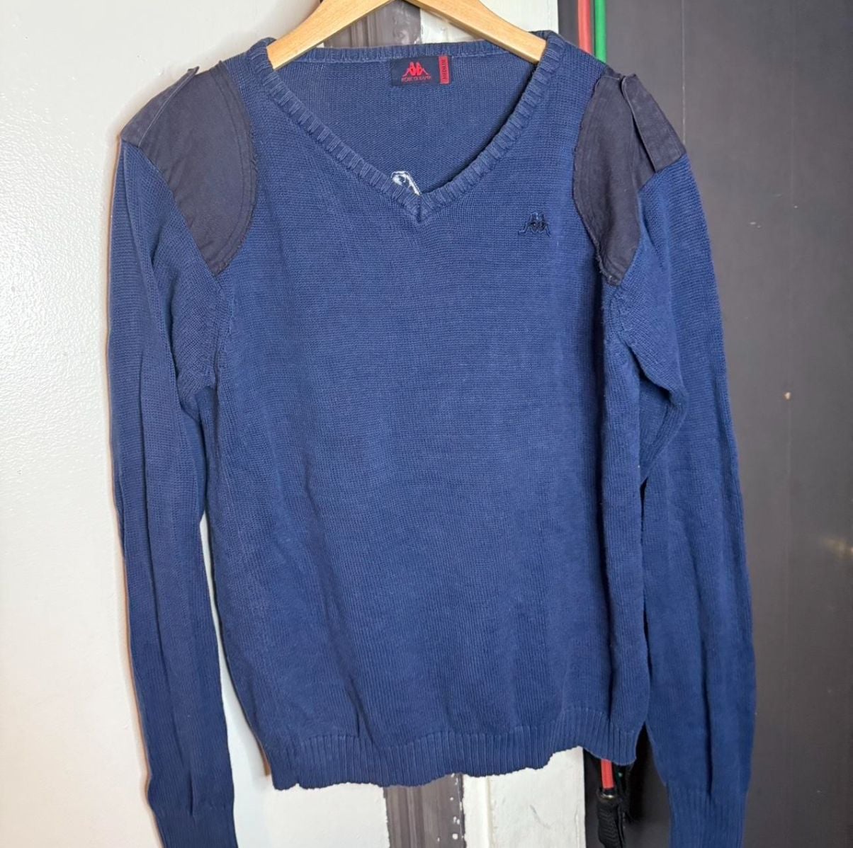 Vintage Robe di Kappa Navy Blue Commando V-Neck Sweater with Shoulder Patches M 2