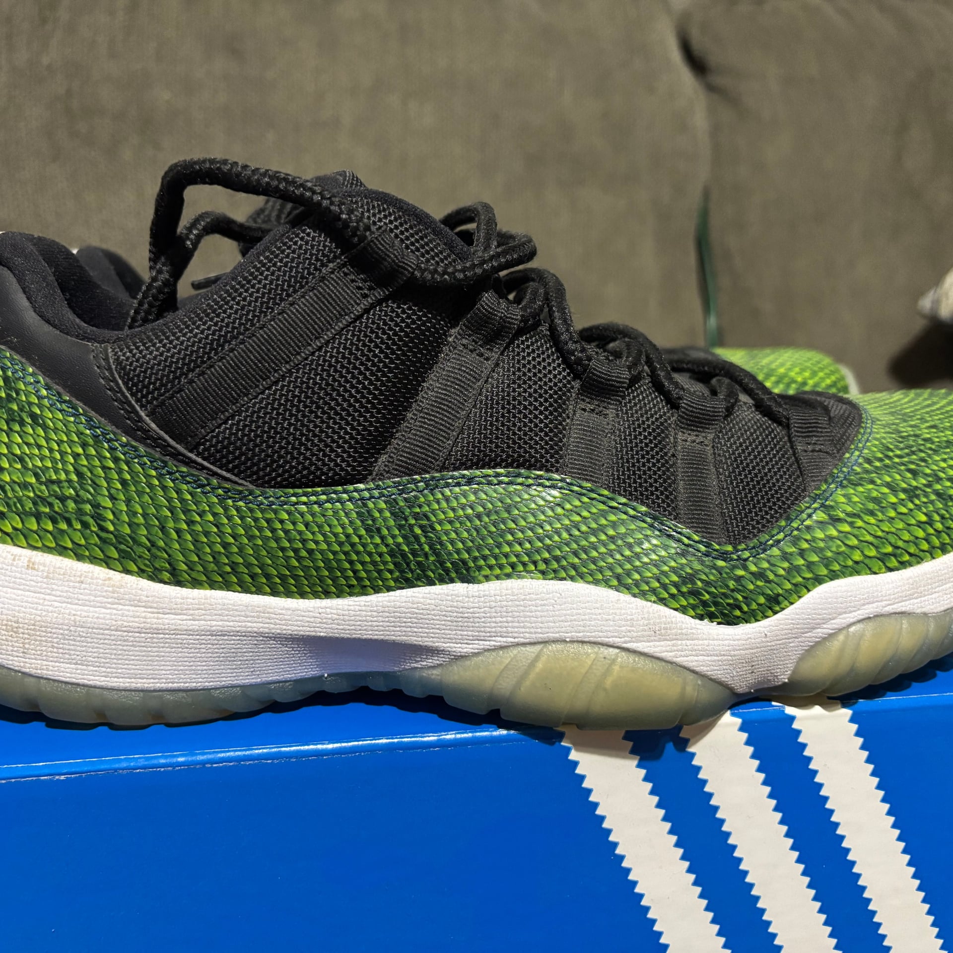 Nike Air Jordan 11 Retro Low Snake Men's Size 10.5 5